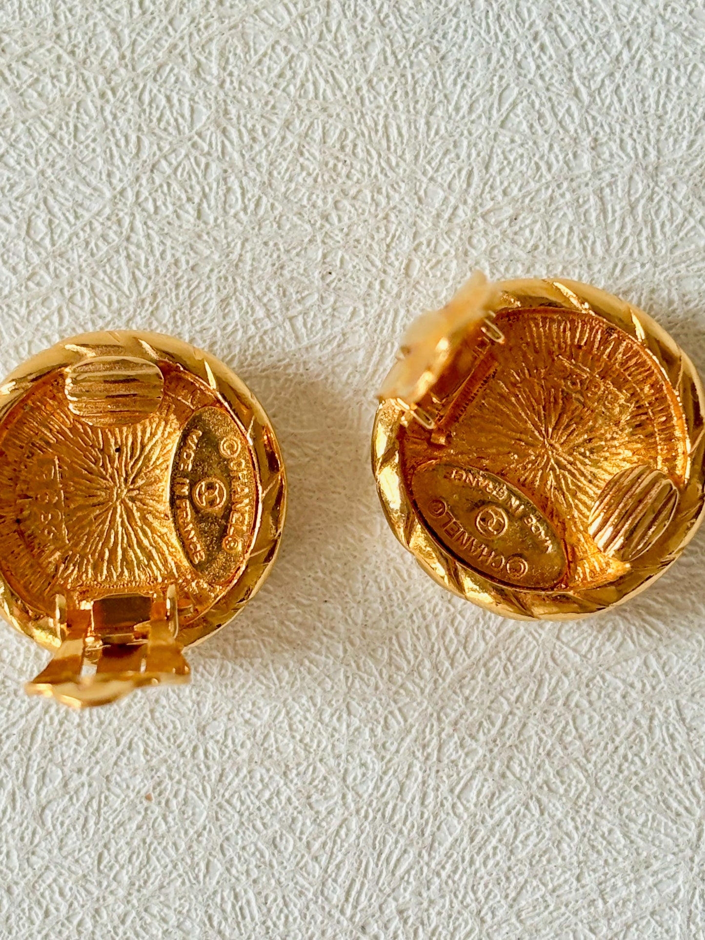 CHANEL Boucles d'oreilles