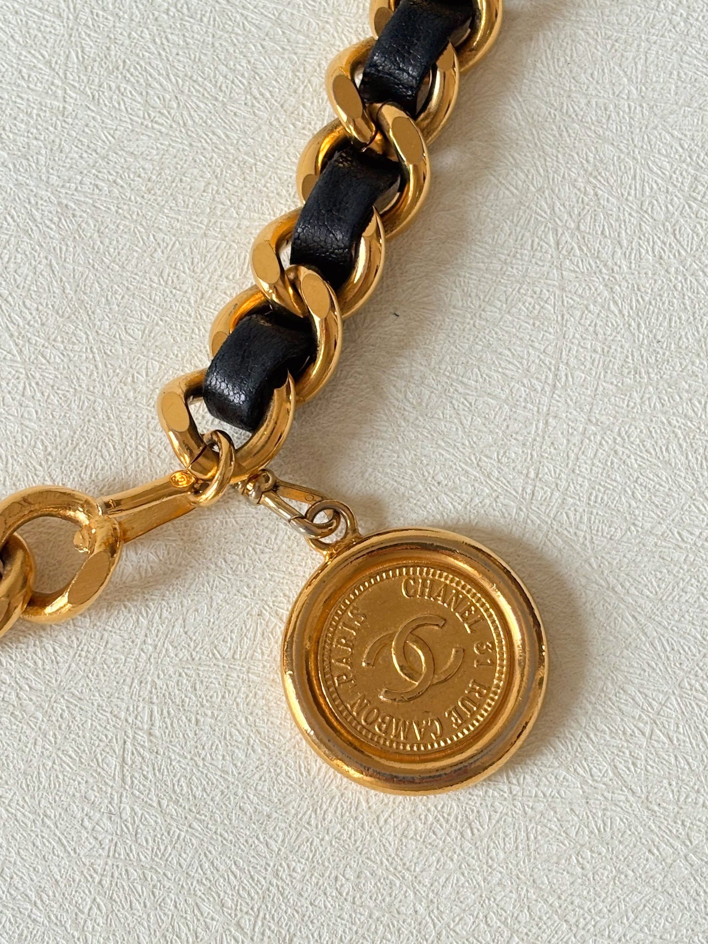 CHANEL Ceinture Maillons