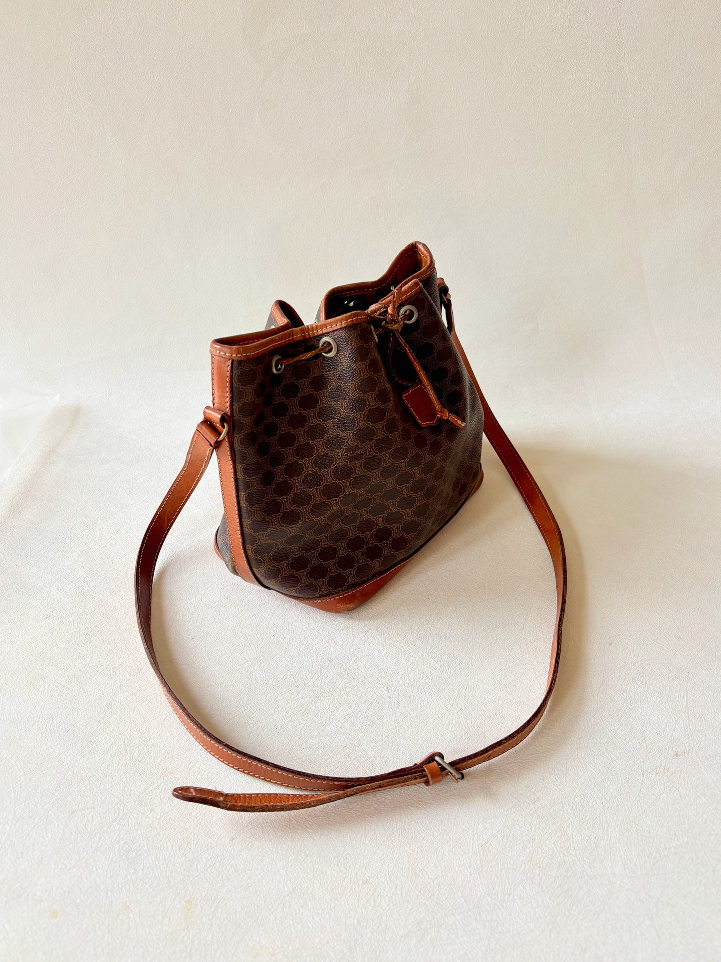 CÉLINE Sac Seau Triomphe