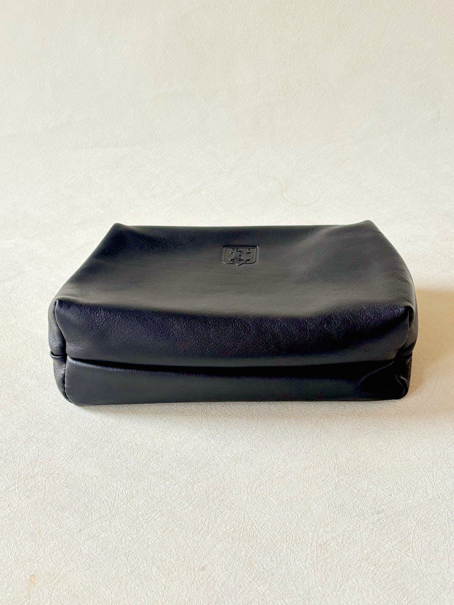 CÉLINE Pochette Triomphe
