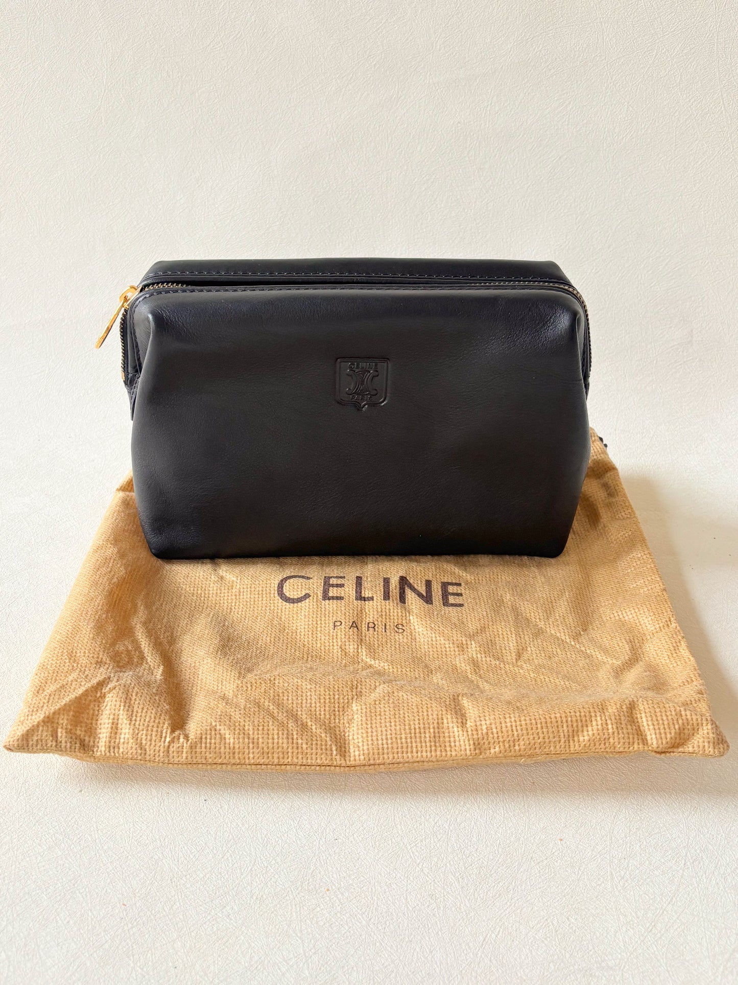 CÉLINE Pochette Triomphe