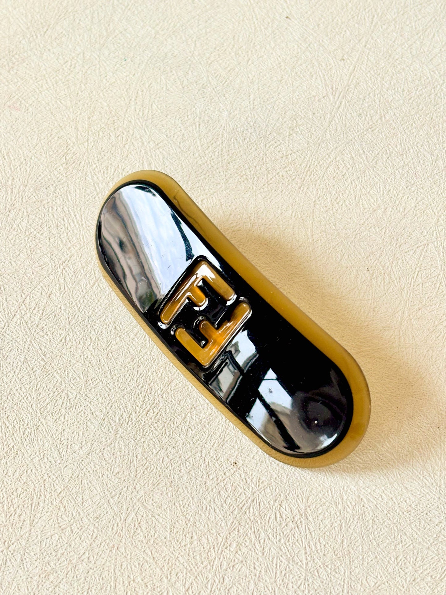 FENDI Barrette