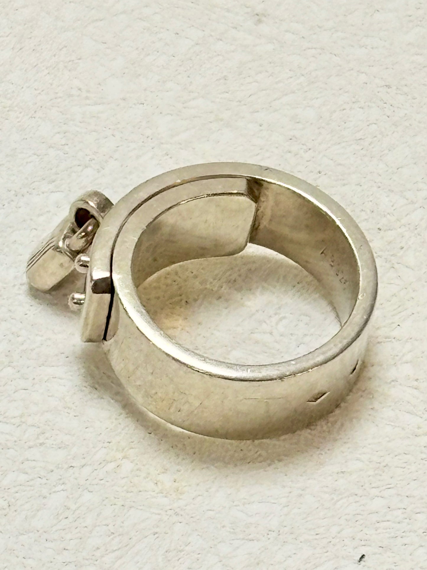 HERMÈS Bague Kelly Cadenas Argent