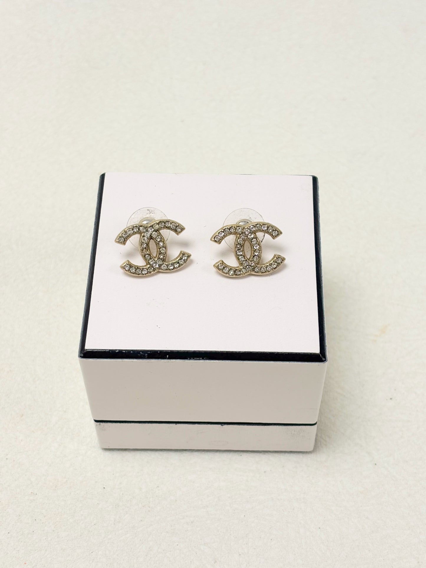 CHANEL Boucles d'oreilles