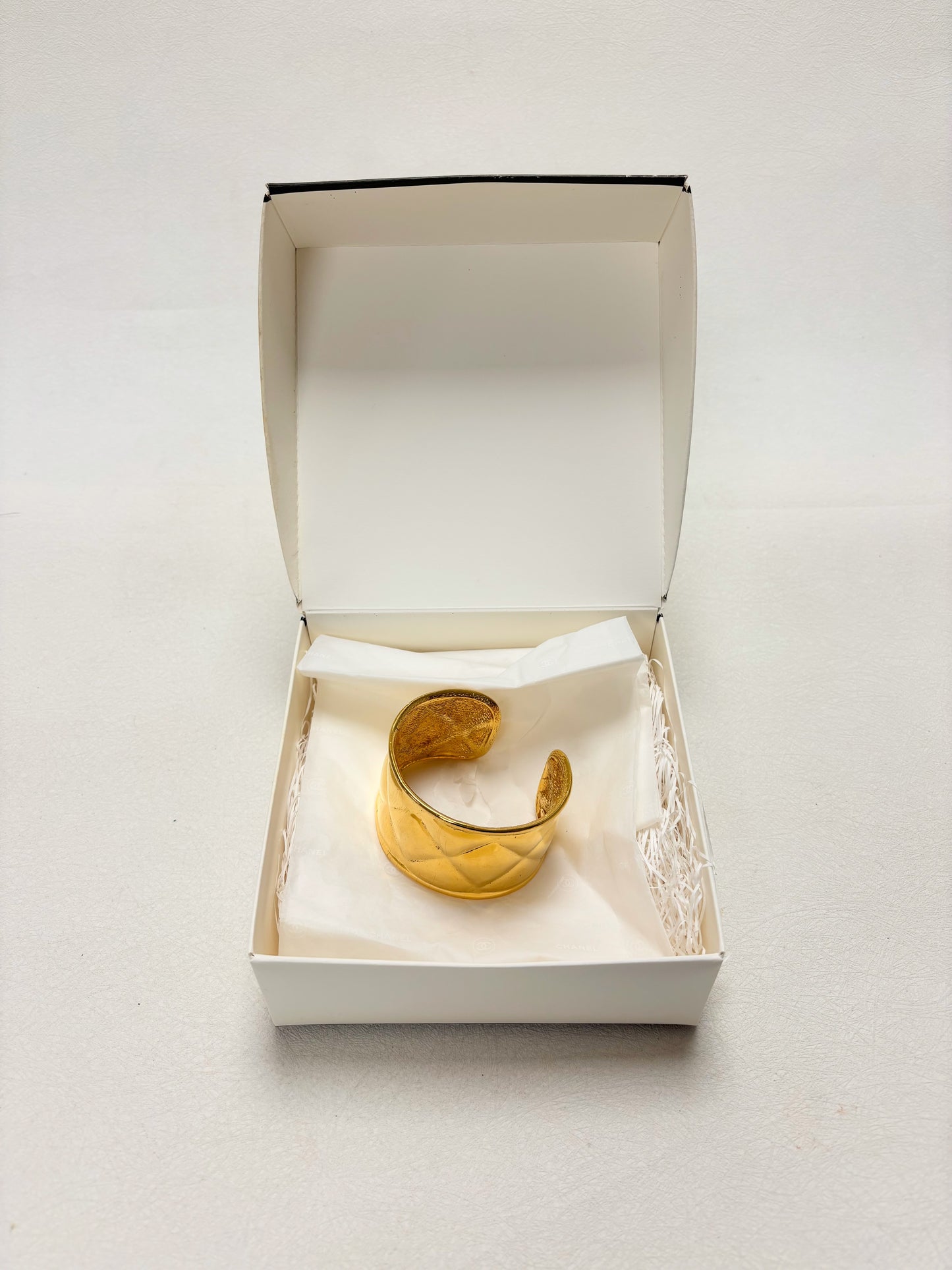 CHANEL Bracelet Manchette