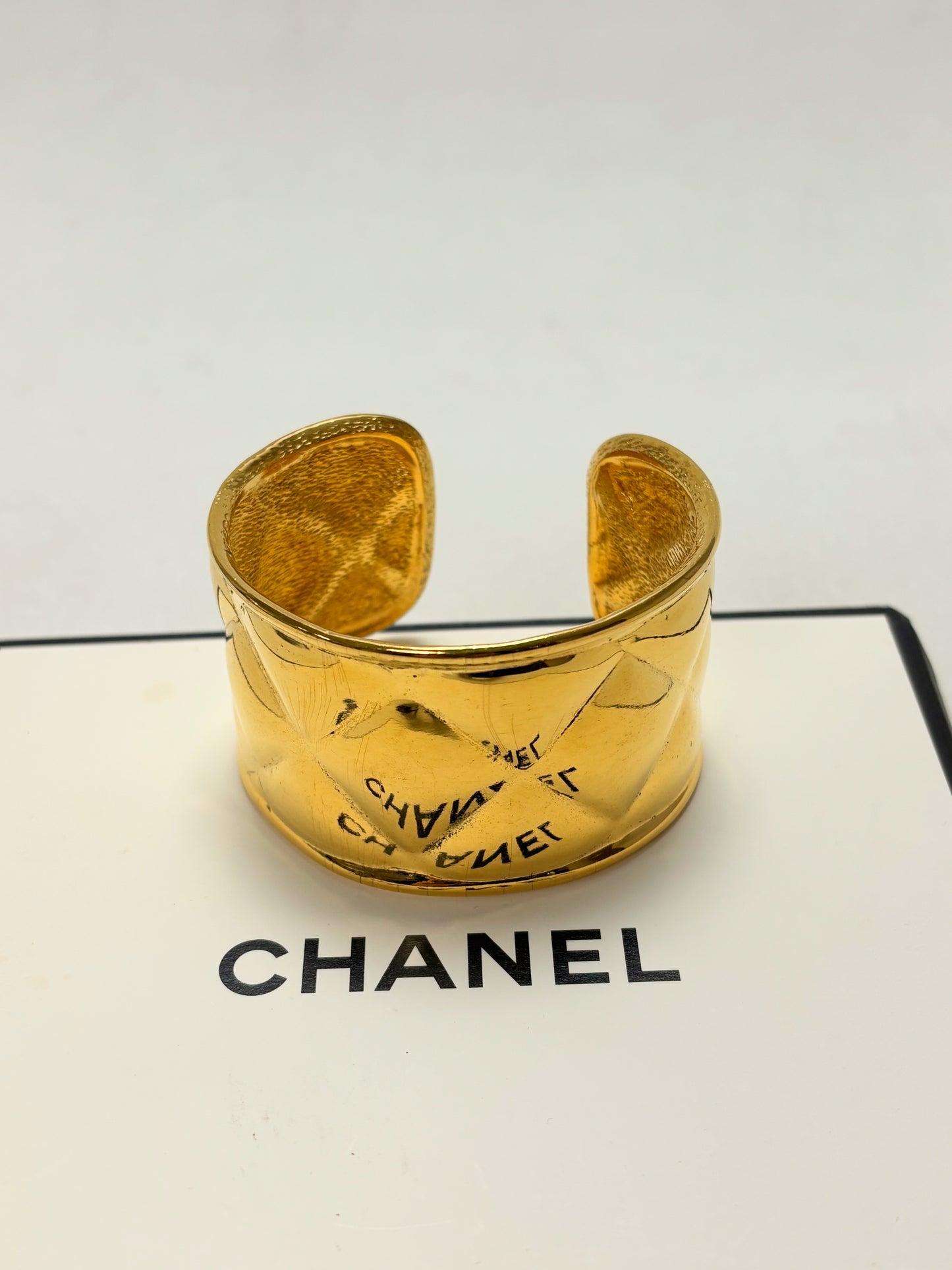 CHANEL Bracelet Manchette
