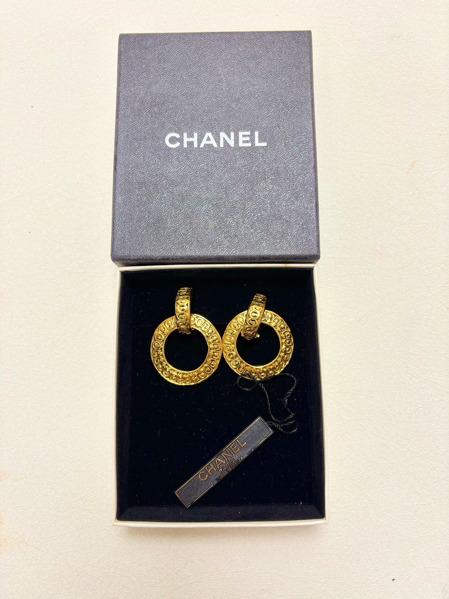 CHANEL Boucles d'oreilles Hoop