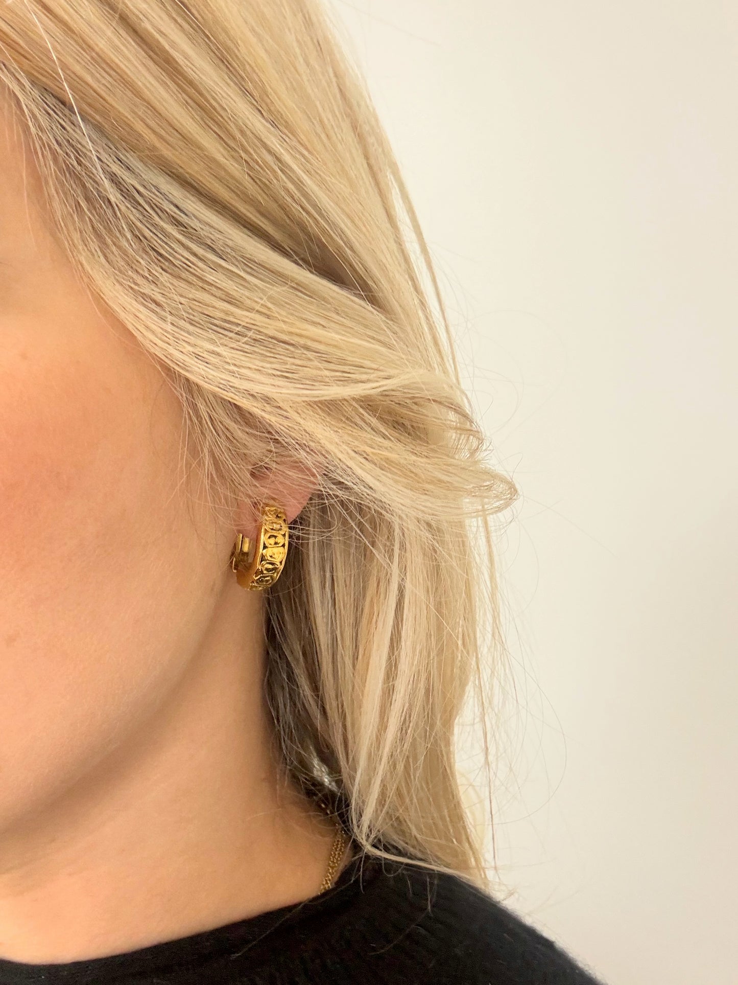 CHANEL Boucles d'oreilles Hoop