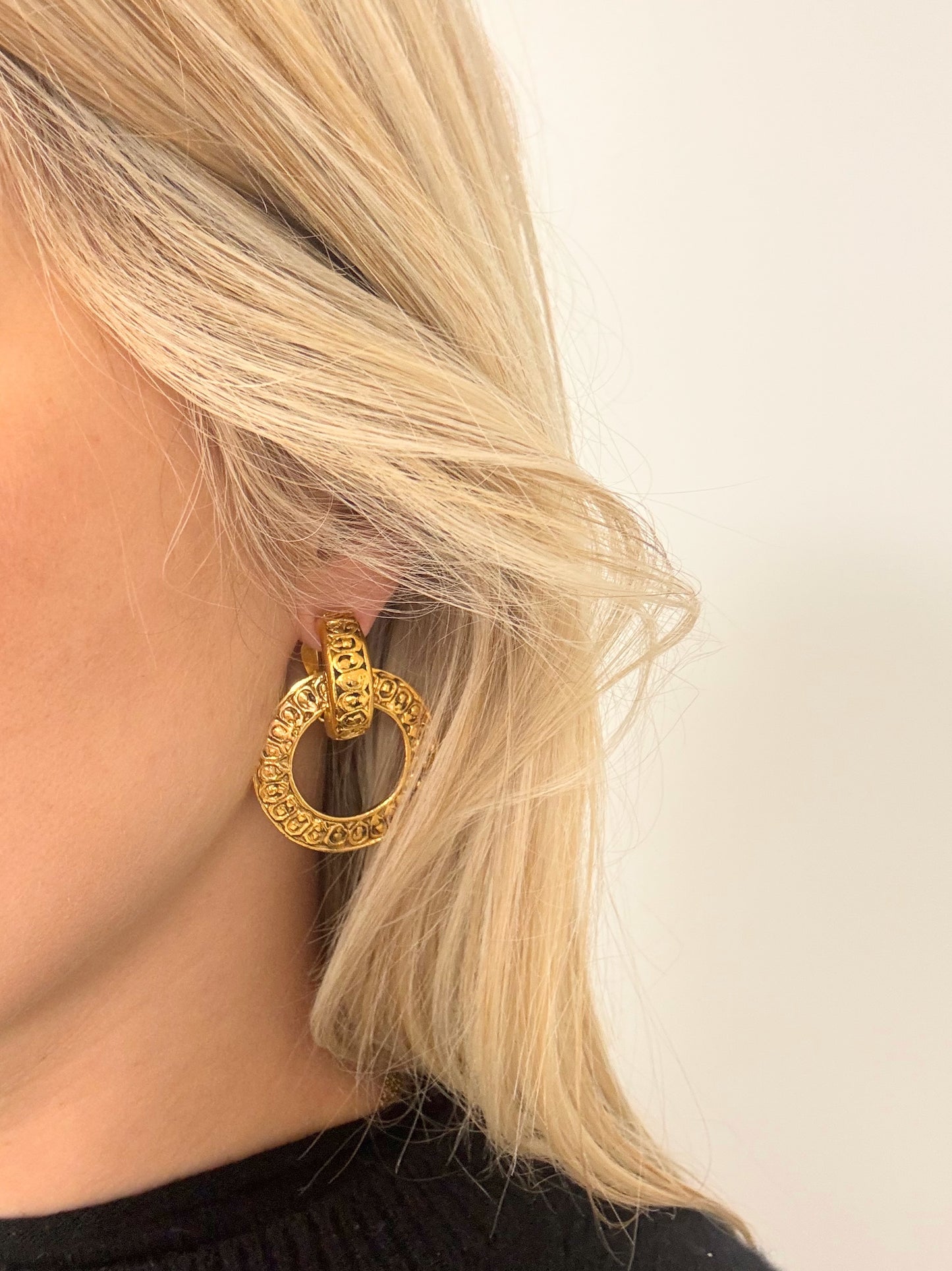 CHANEL Boucles d'oreilles Hoop