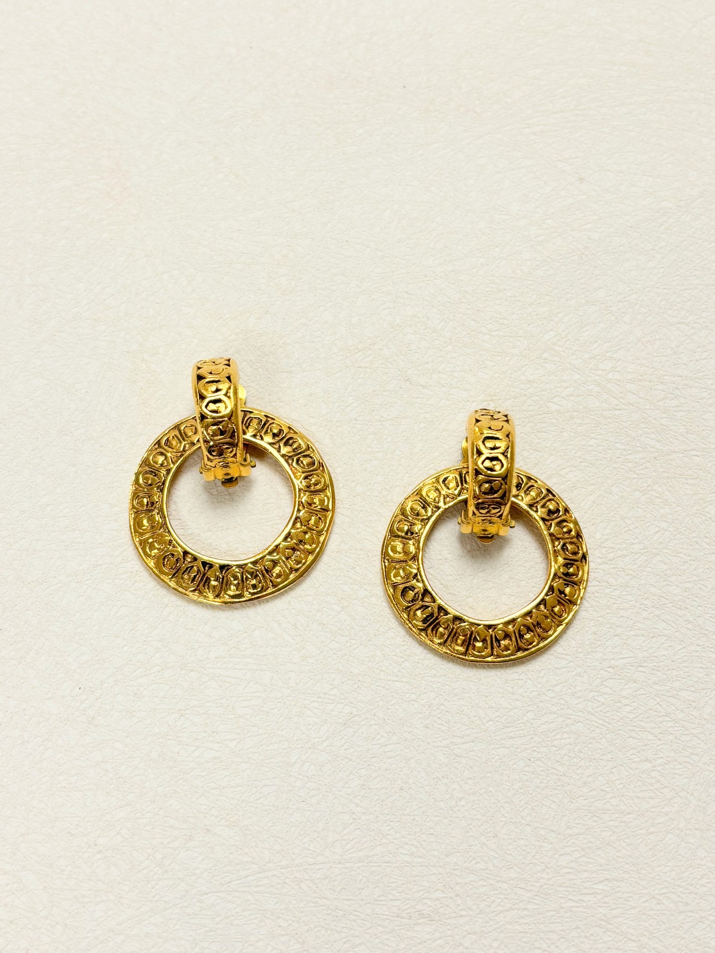 CHANEL Boucles d'oreilles Hoop
