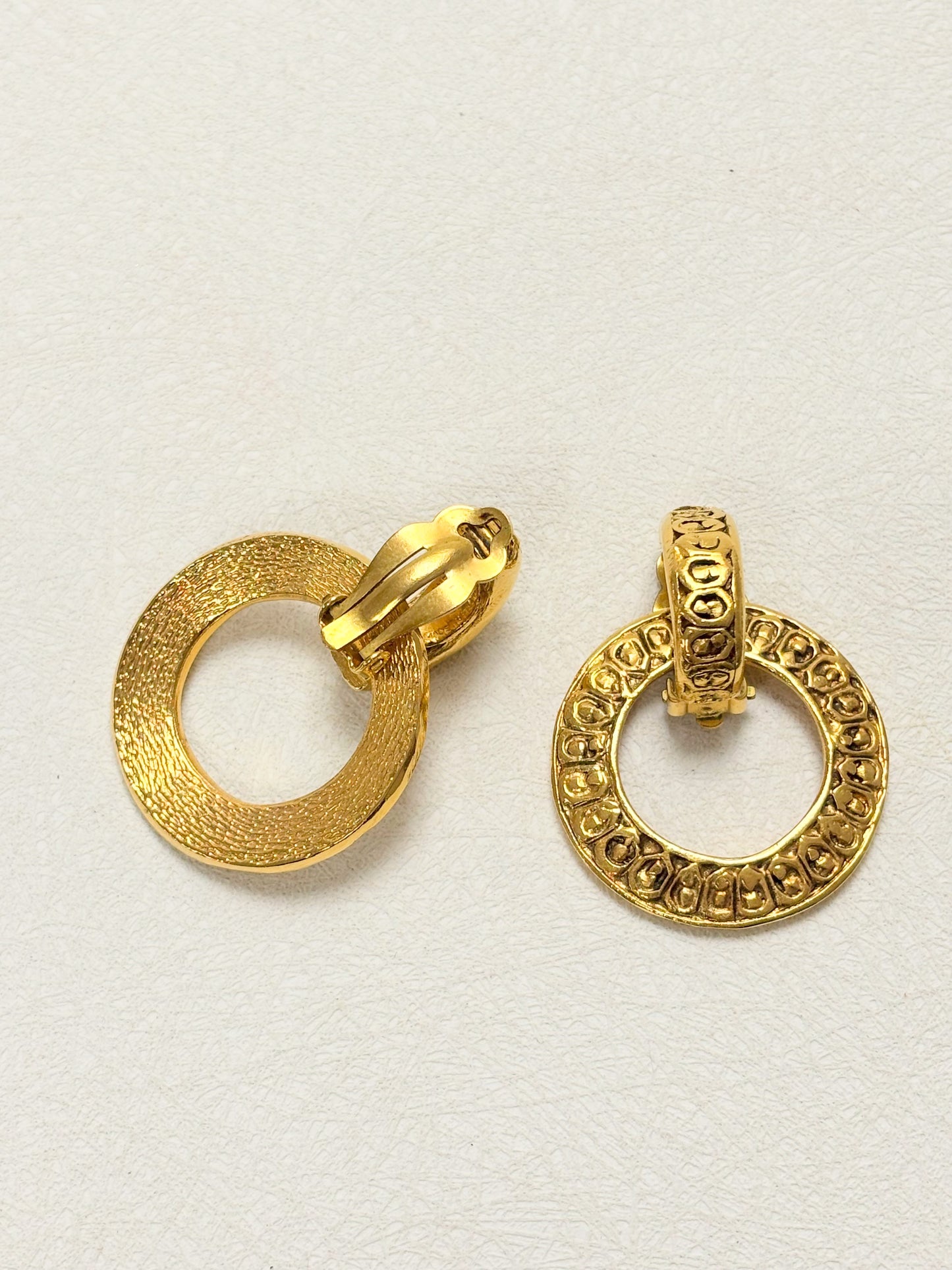 CHANEL Boucles d'oreilles Hoop