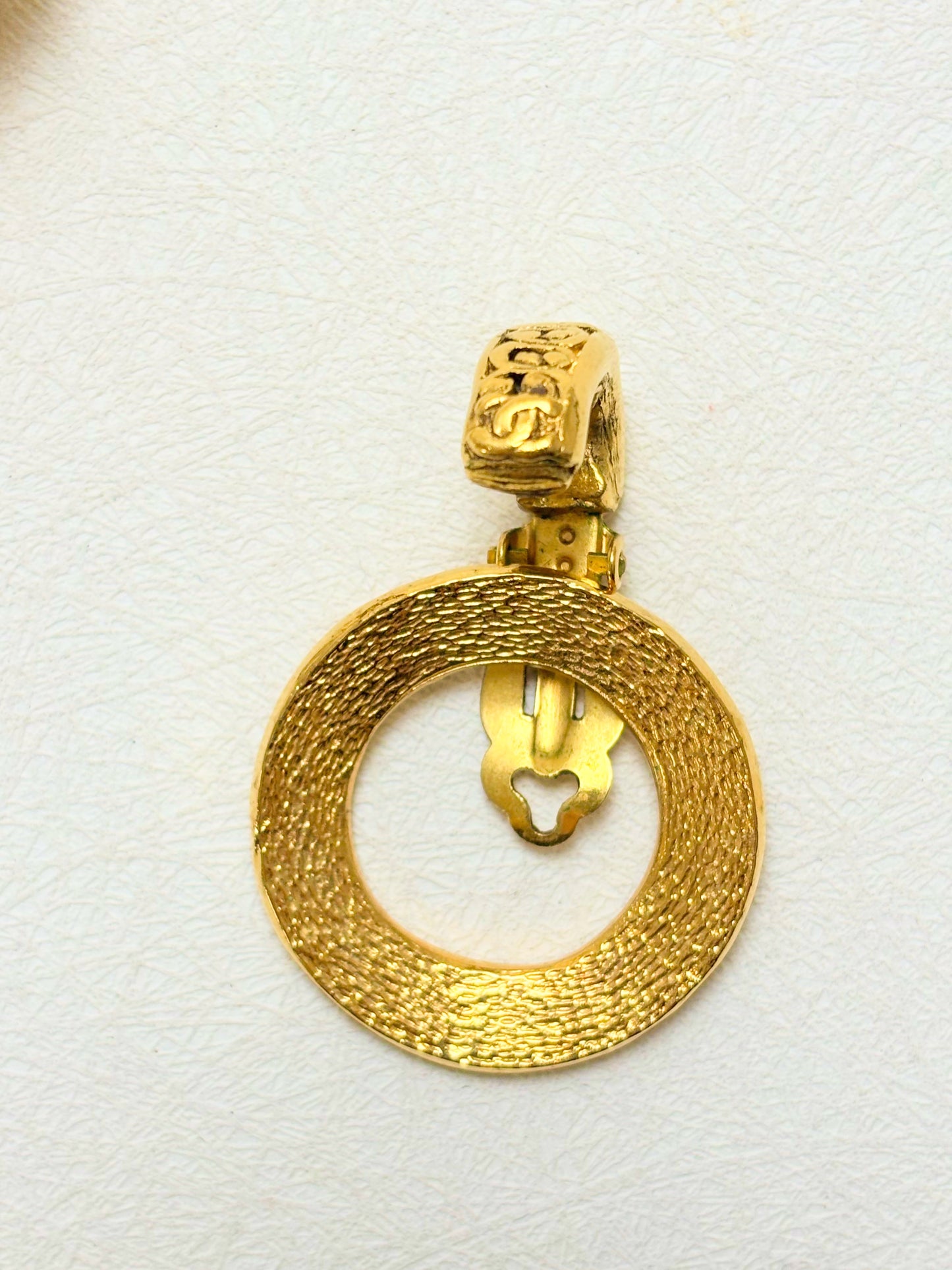 CHANEL Boucles d'oreilles Hoop