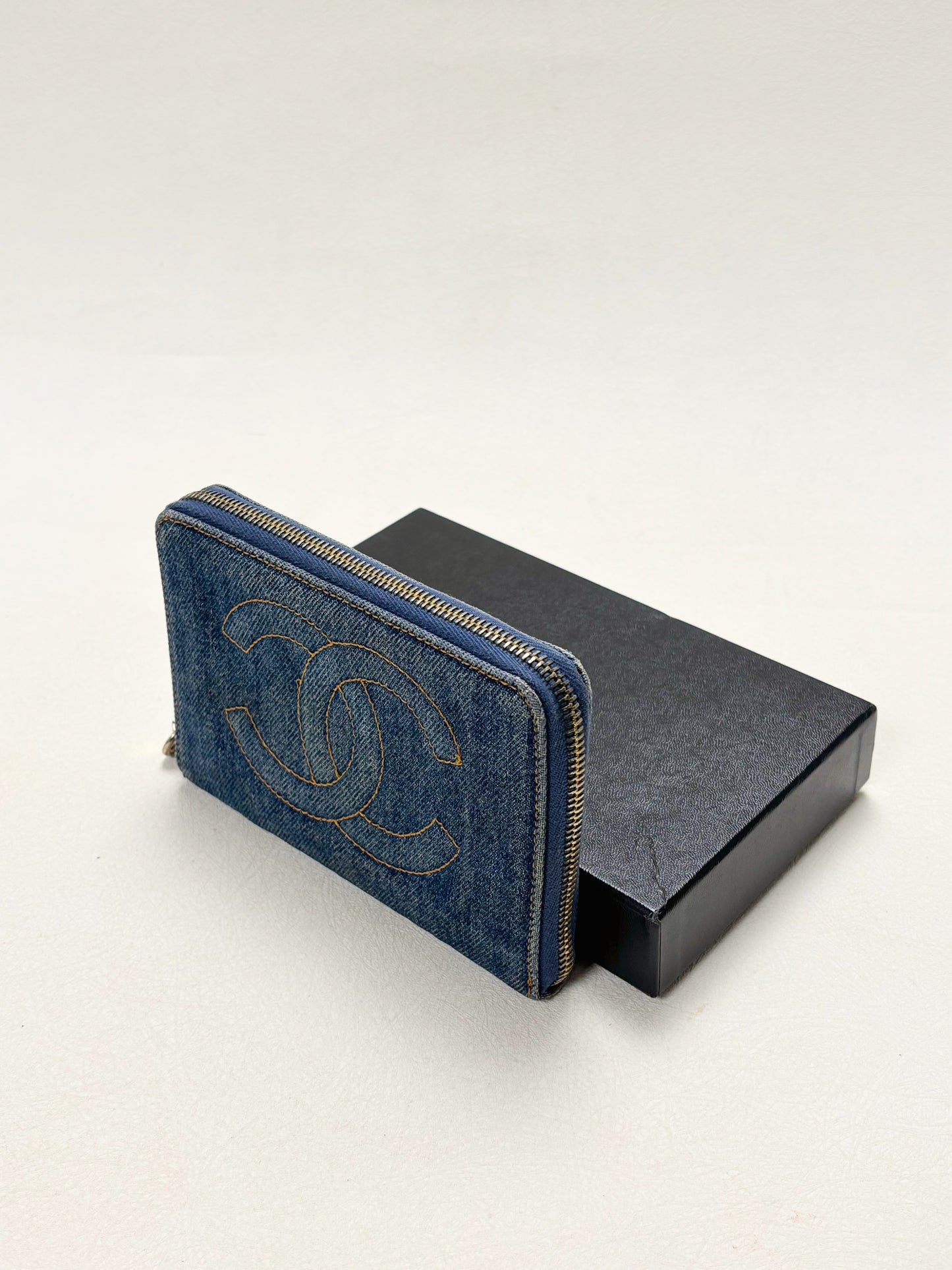 CHANEL Portefeuille Denim