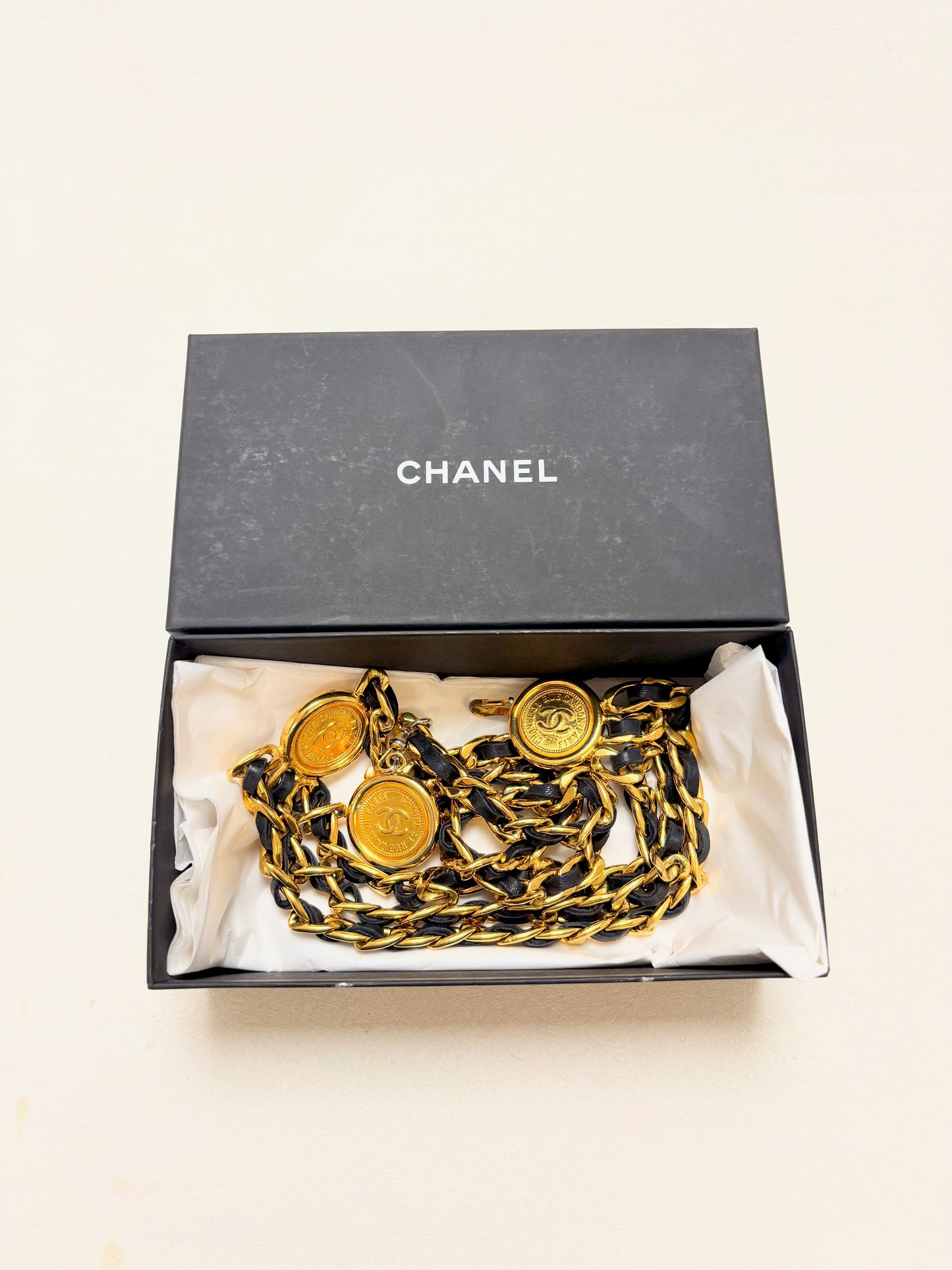 CHANEL Ceinture triple Rang