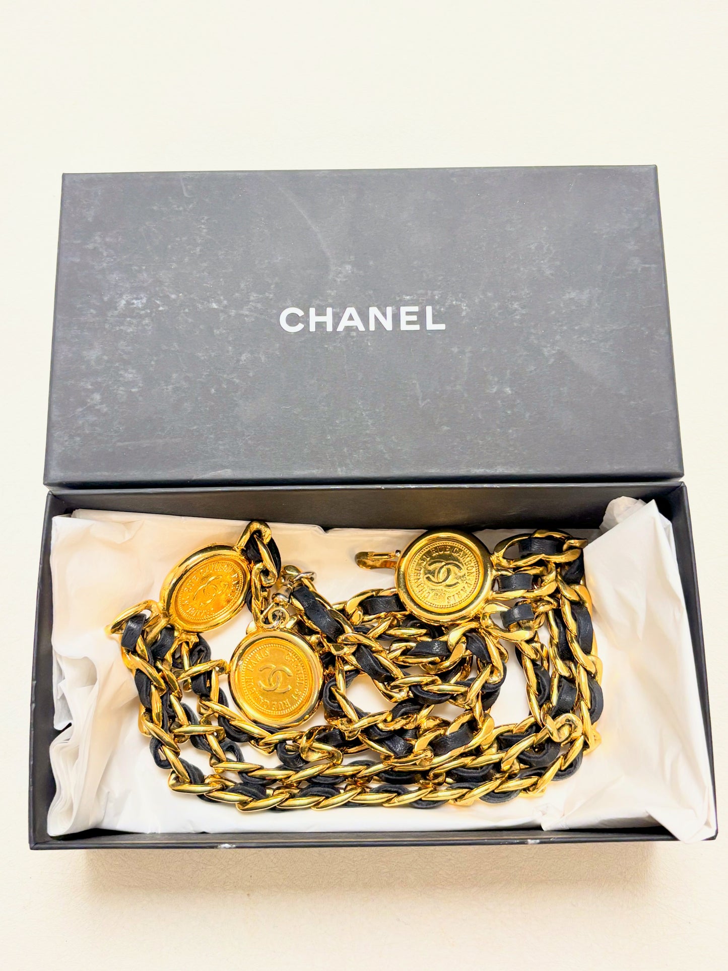 CHANEL Ceinture triple Rang