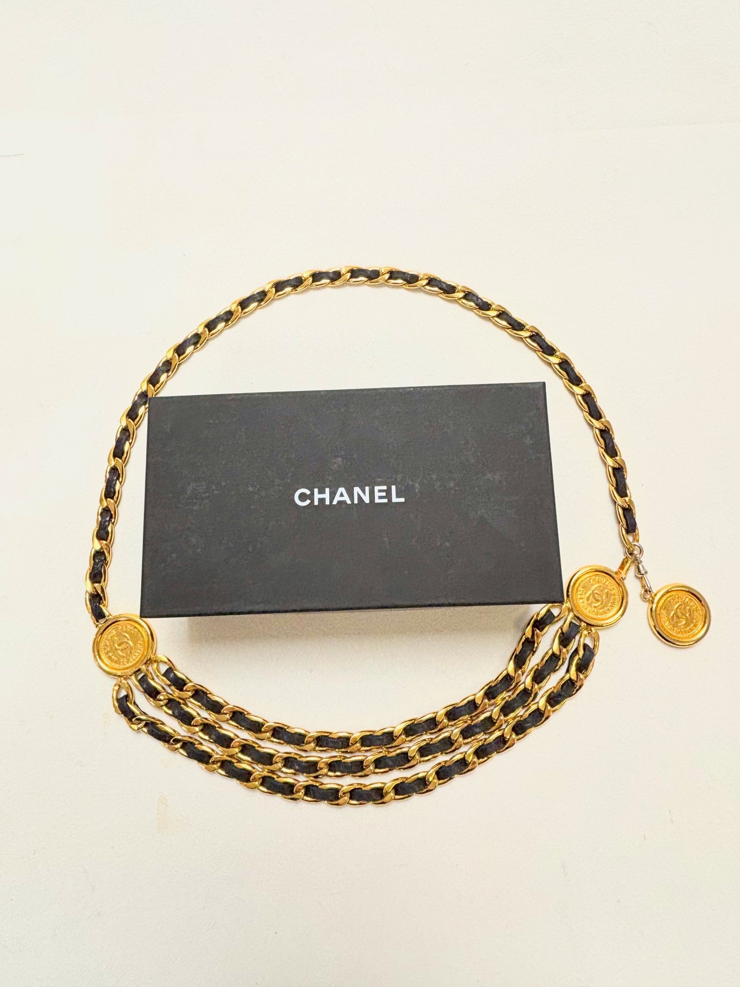 CHANEL Ceinture triple Rang