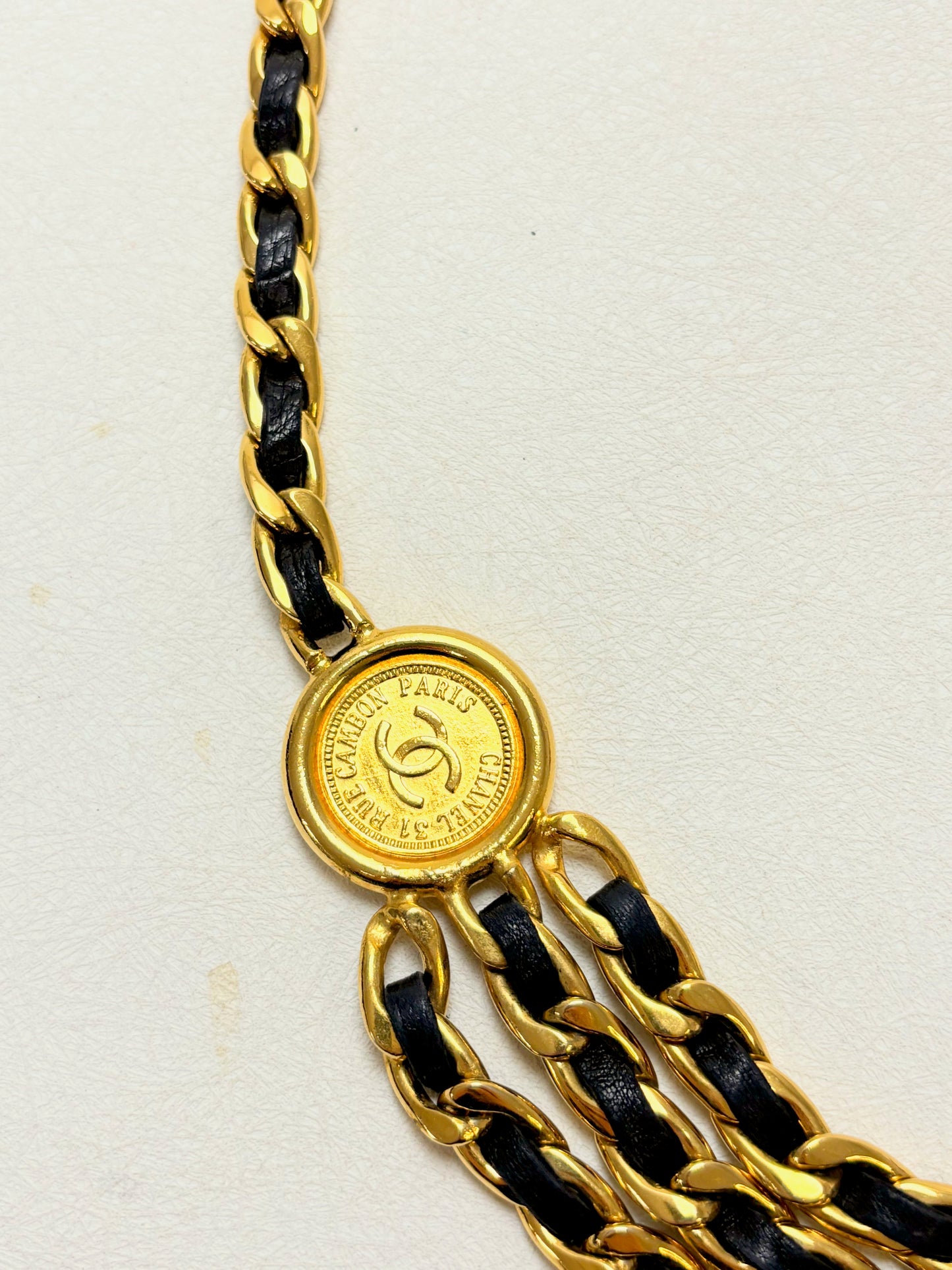 CHANEL Ceinture triple Rang