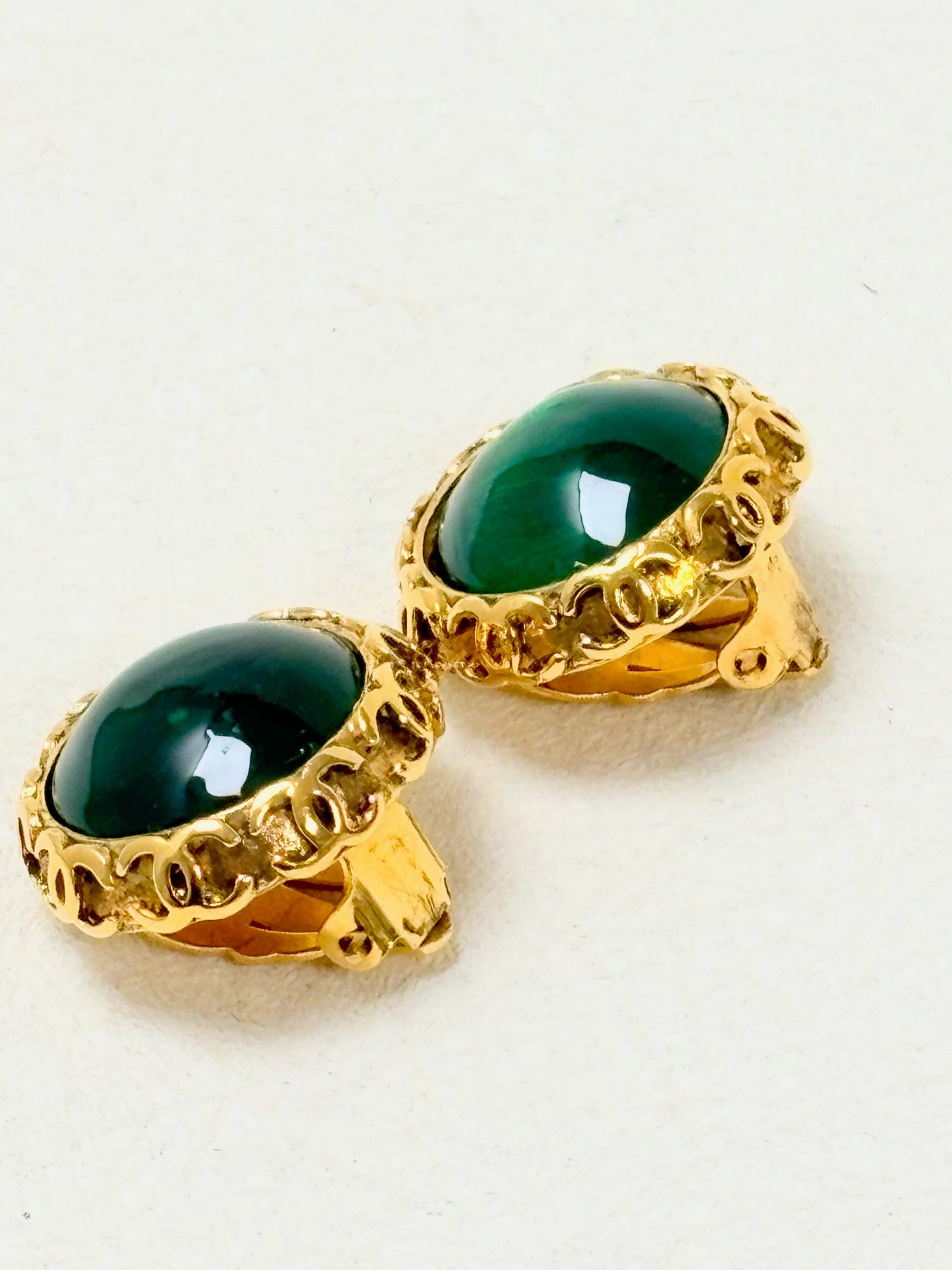 CHANEL Boucles d'oreilles Gripoix