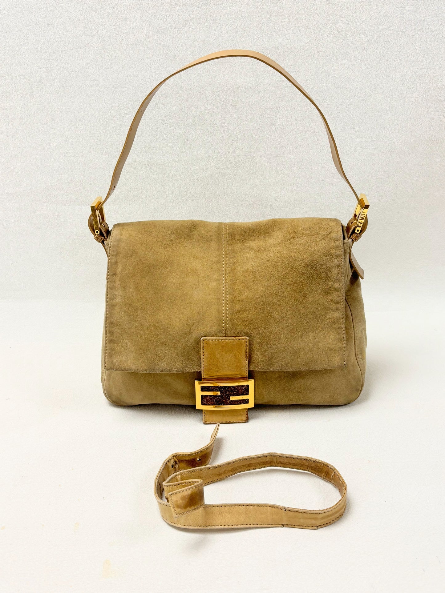 FENDI Sac Mamma Baguette