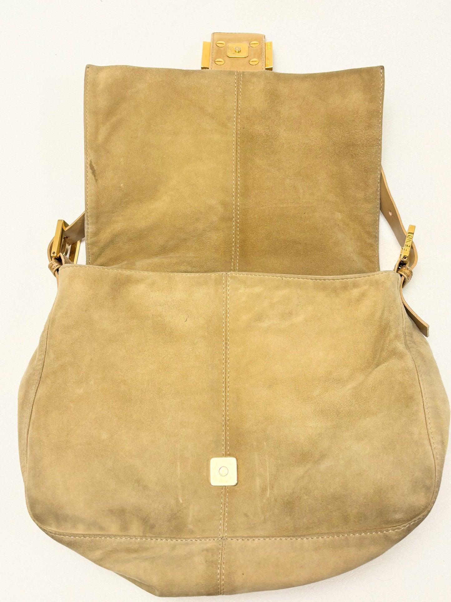 FENDI Sac Mamma Baguette