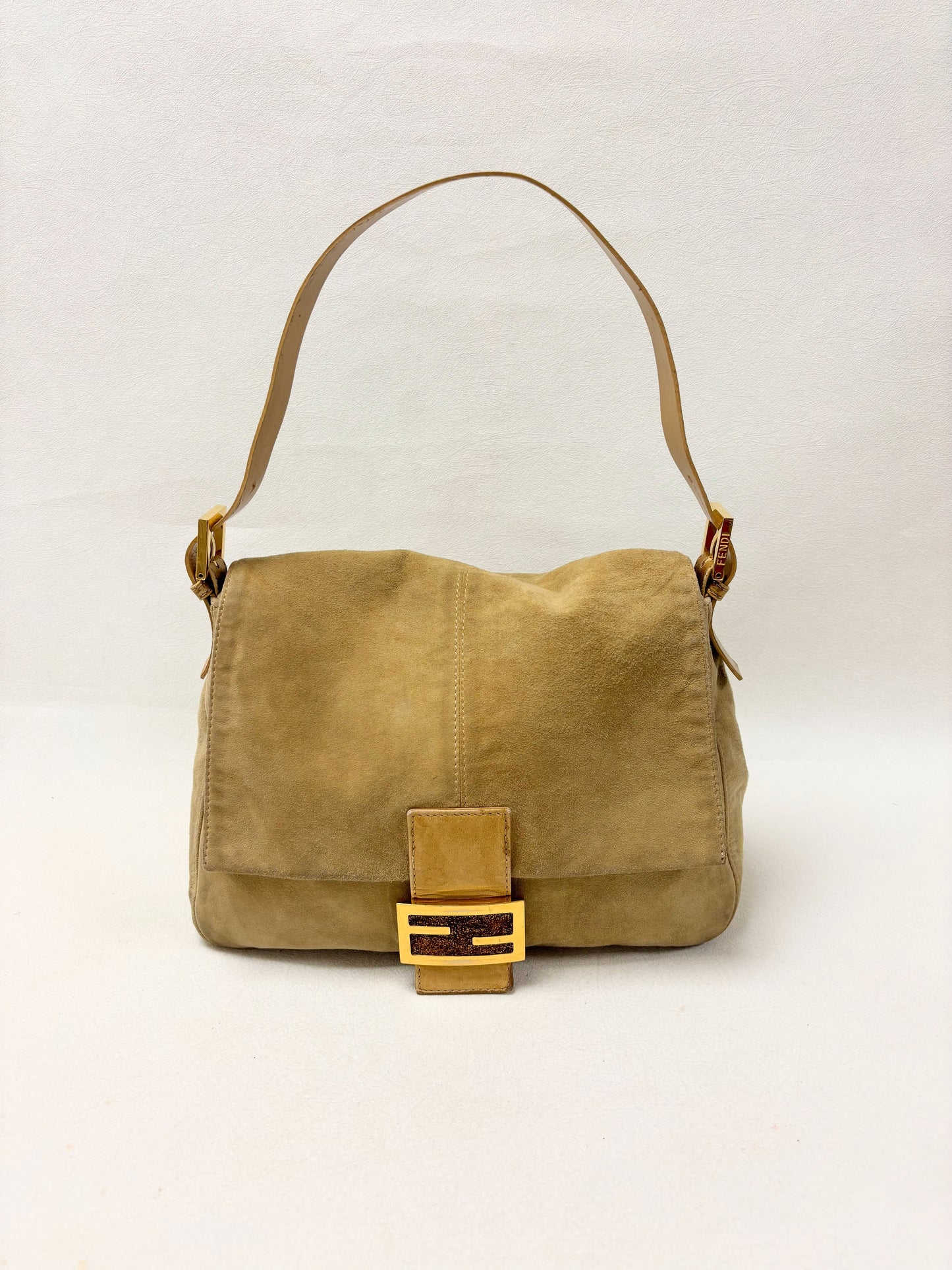 FENDI Sac Mamma Baguette