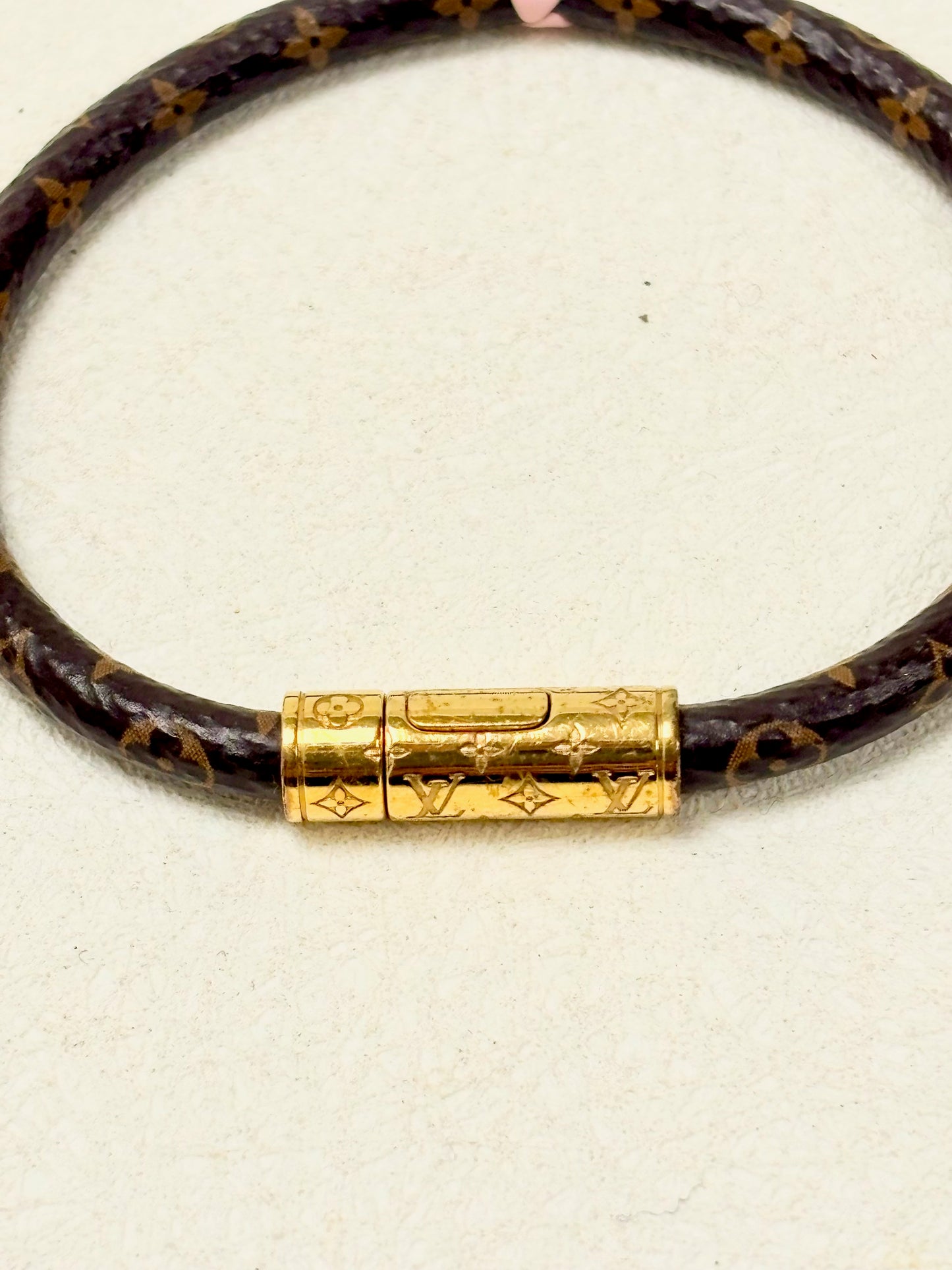 LOUIS VUITTON Bracelet Confidential