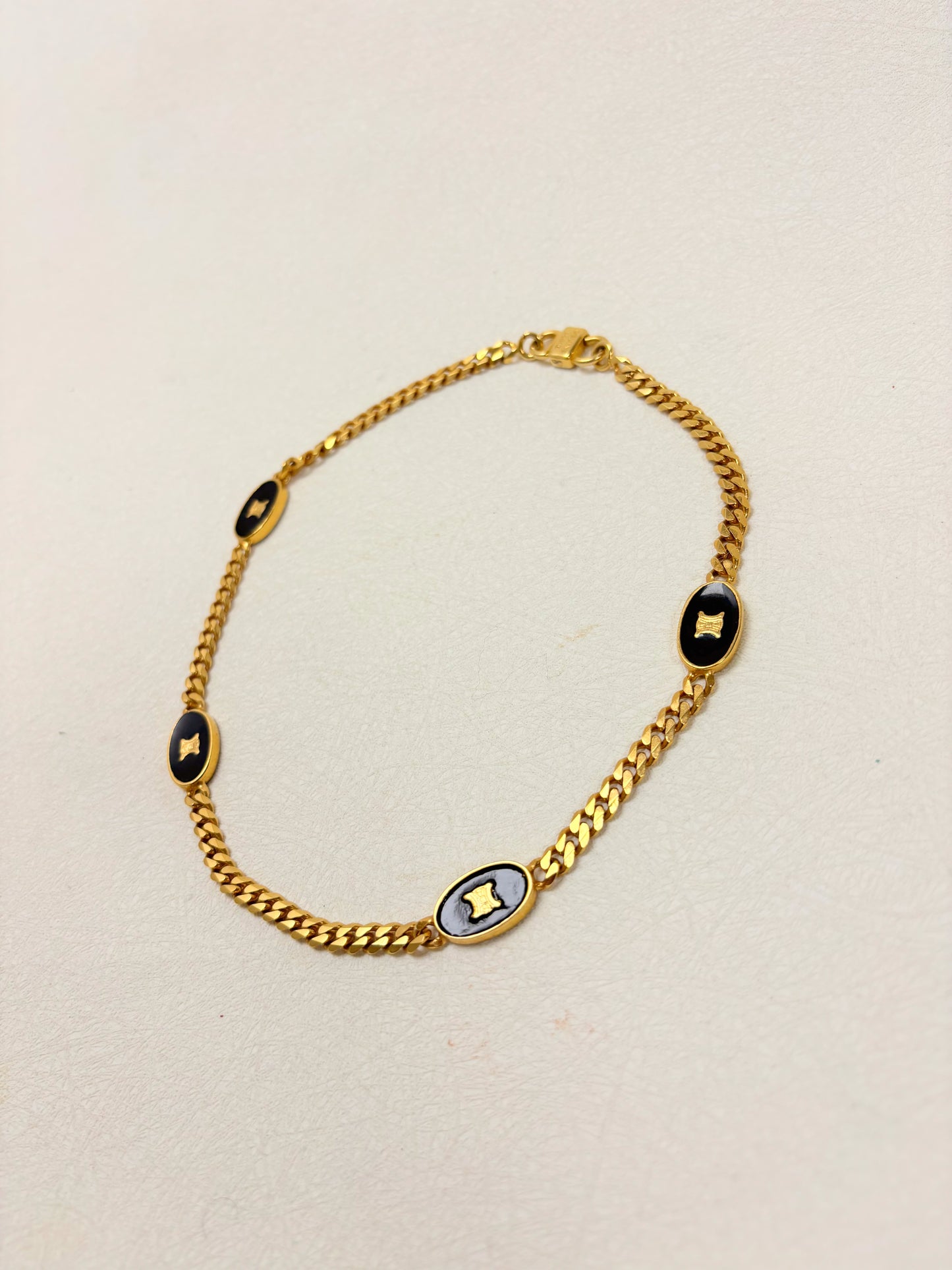 CÉLINE Collier Triomphe