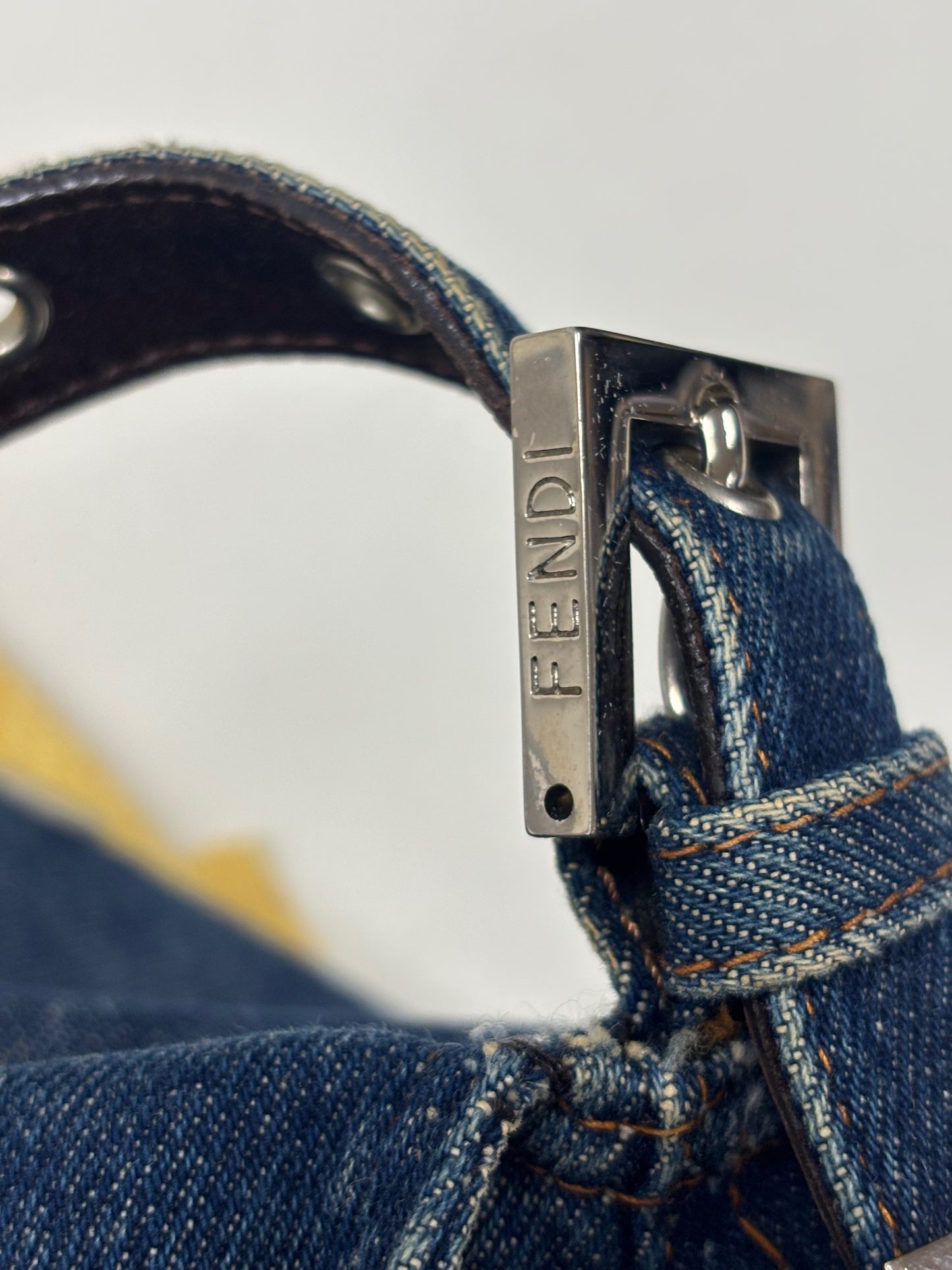 FENDI Sac Mamma Baguette denim