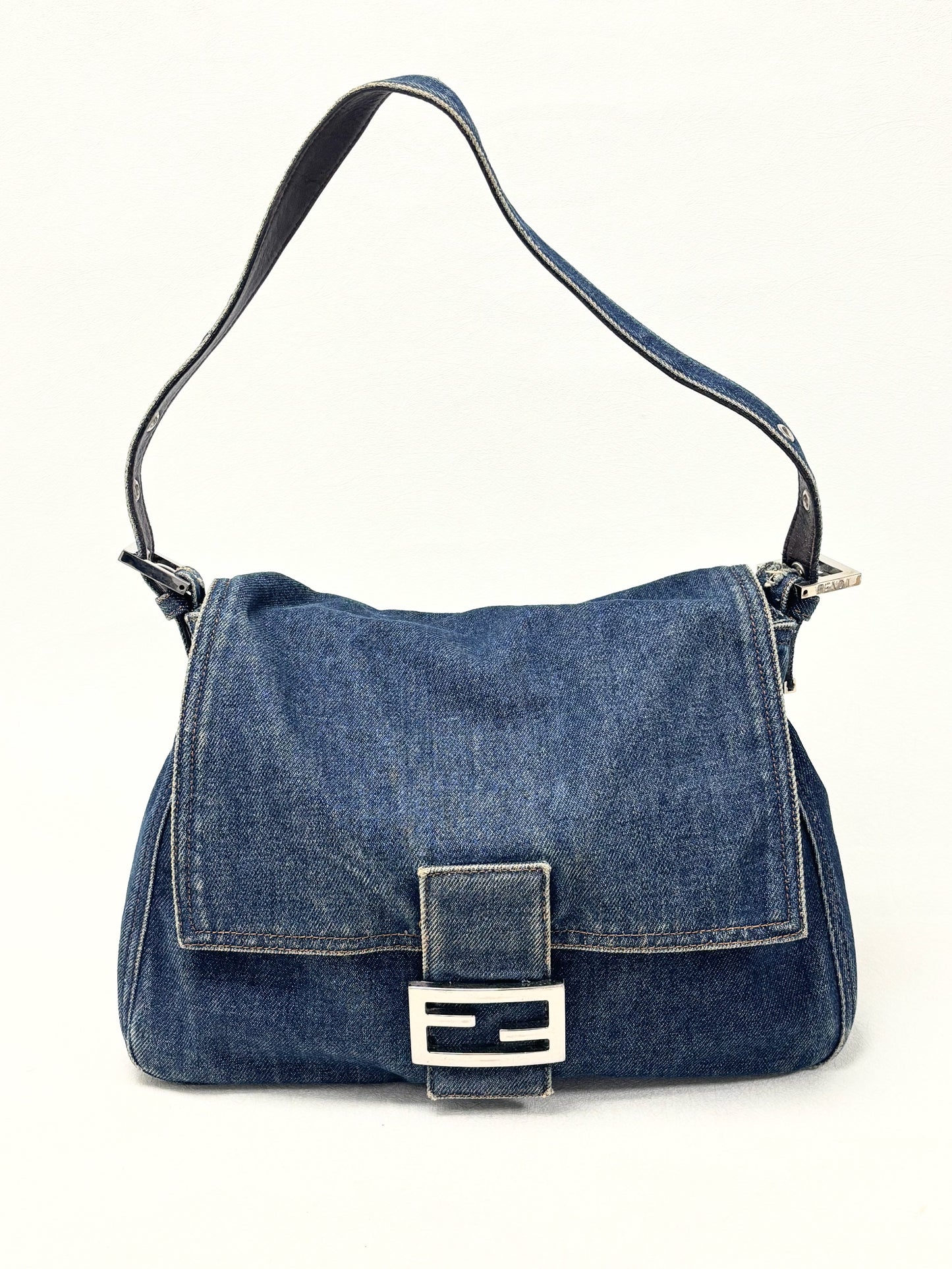 FENDI Sac Mamma Baguette denim