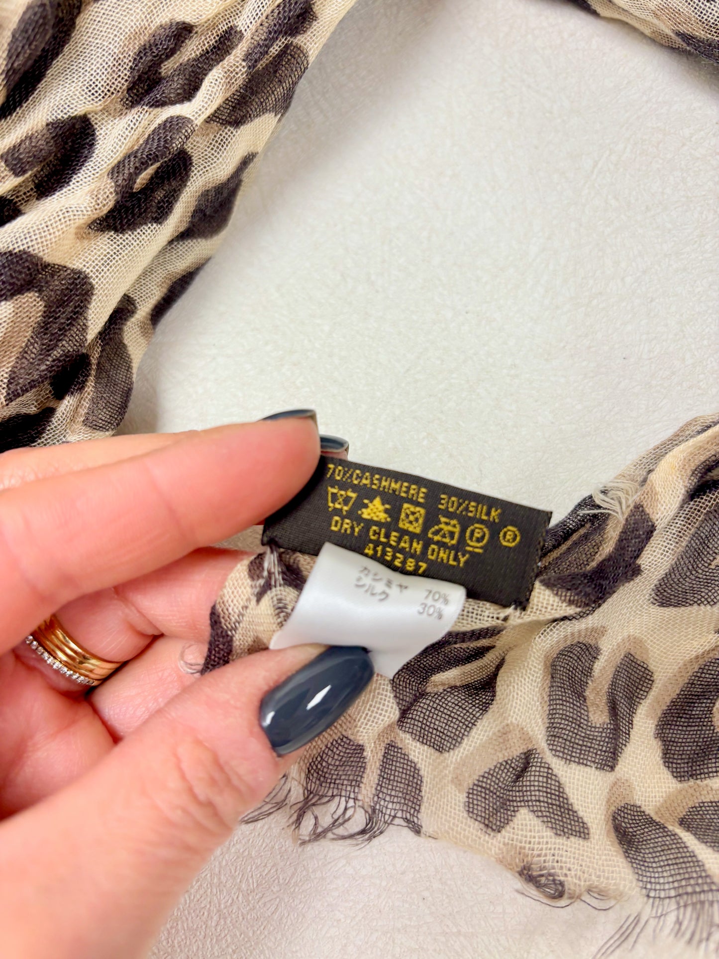 LOUIS VUITTON x Stephen Sprouse Foulard