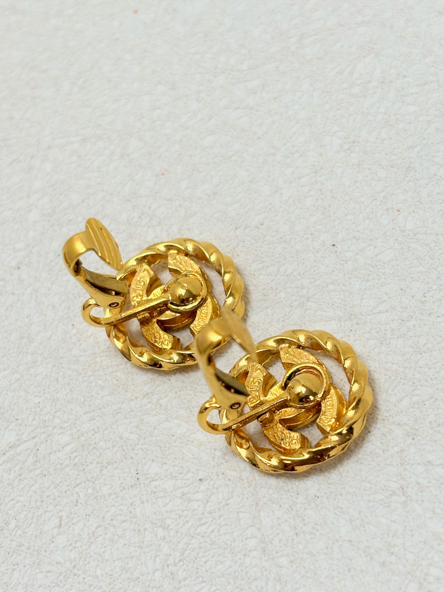 CHANEL Boucles d'oreilles