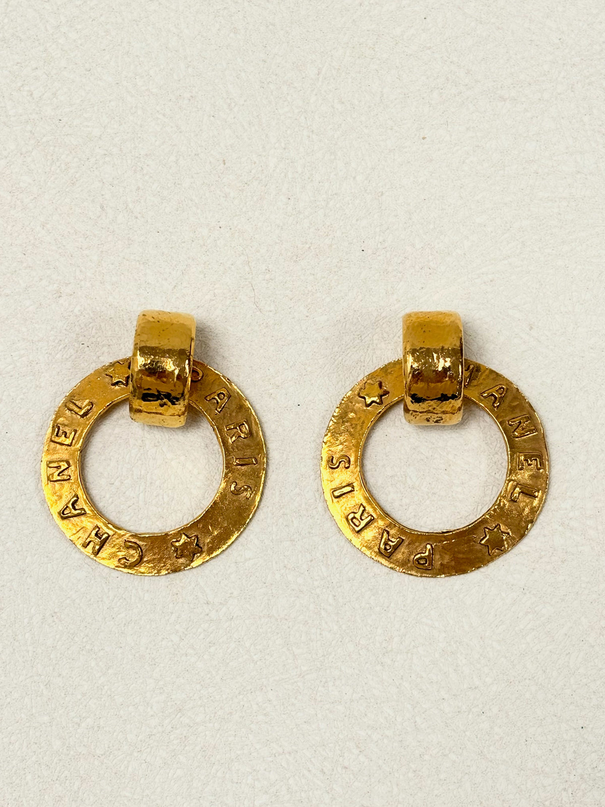 CHANEL Boucles d'oreilles Hoops