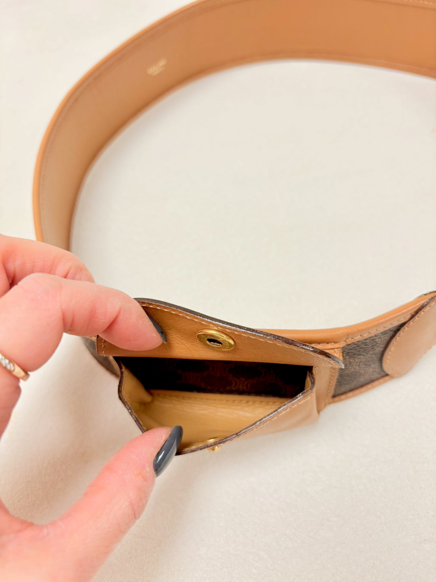 CÉLINE Ceinture Triomphe