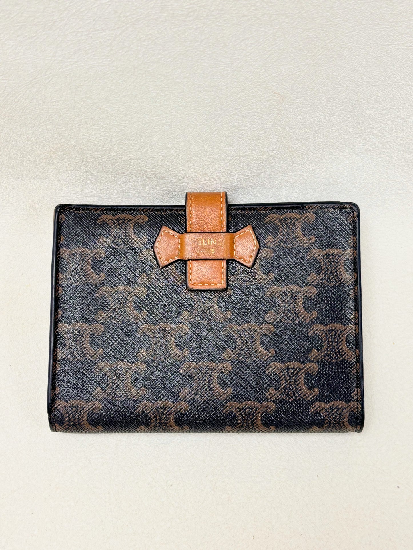 CÉLINE Portefeuille Triomphe