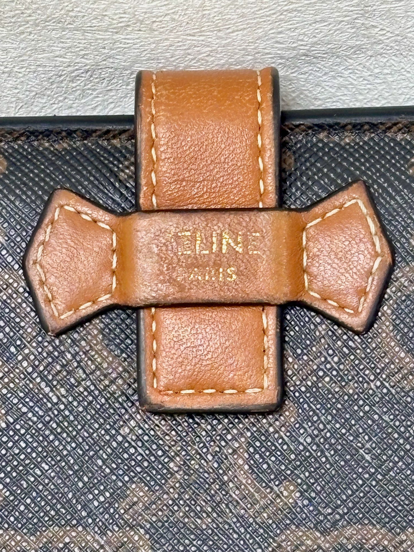 CÉLINE Portefeuille Triomphe