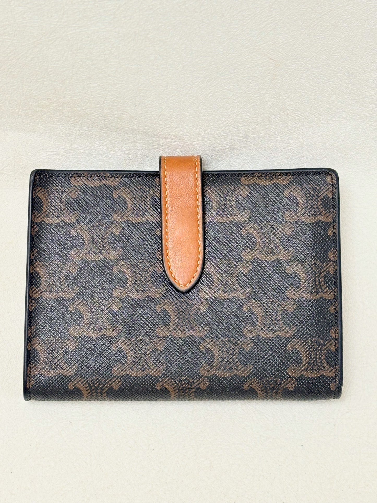 CÉLINE Portefeuille Triomphe