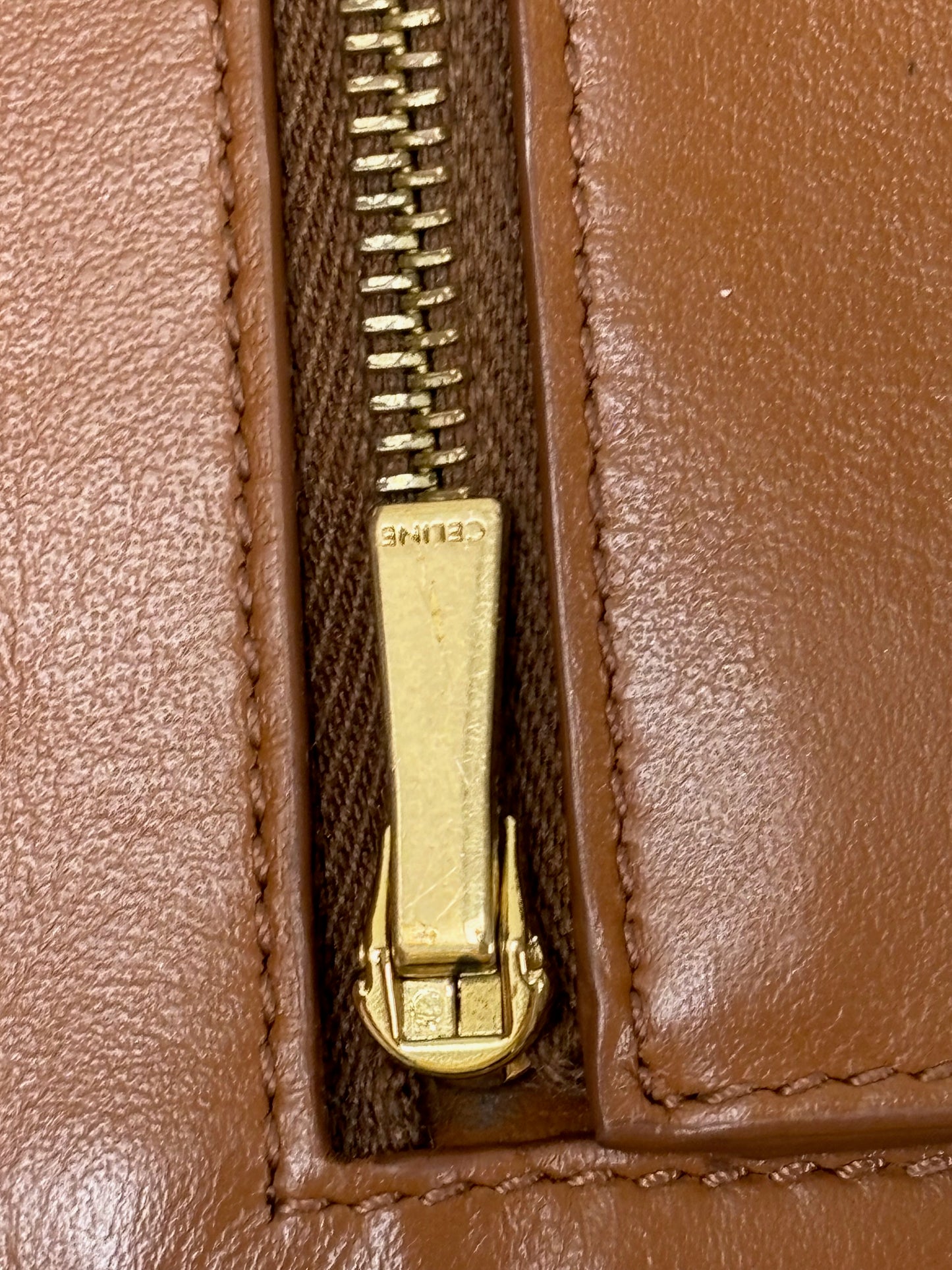 CÉLINE Portefeuille Triomphe