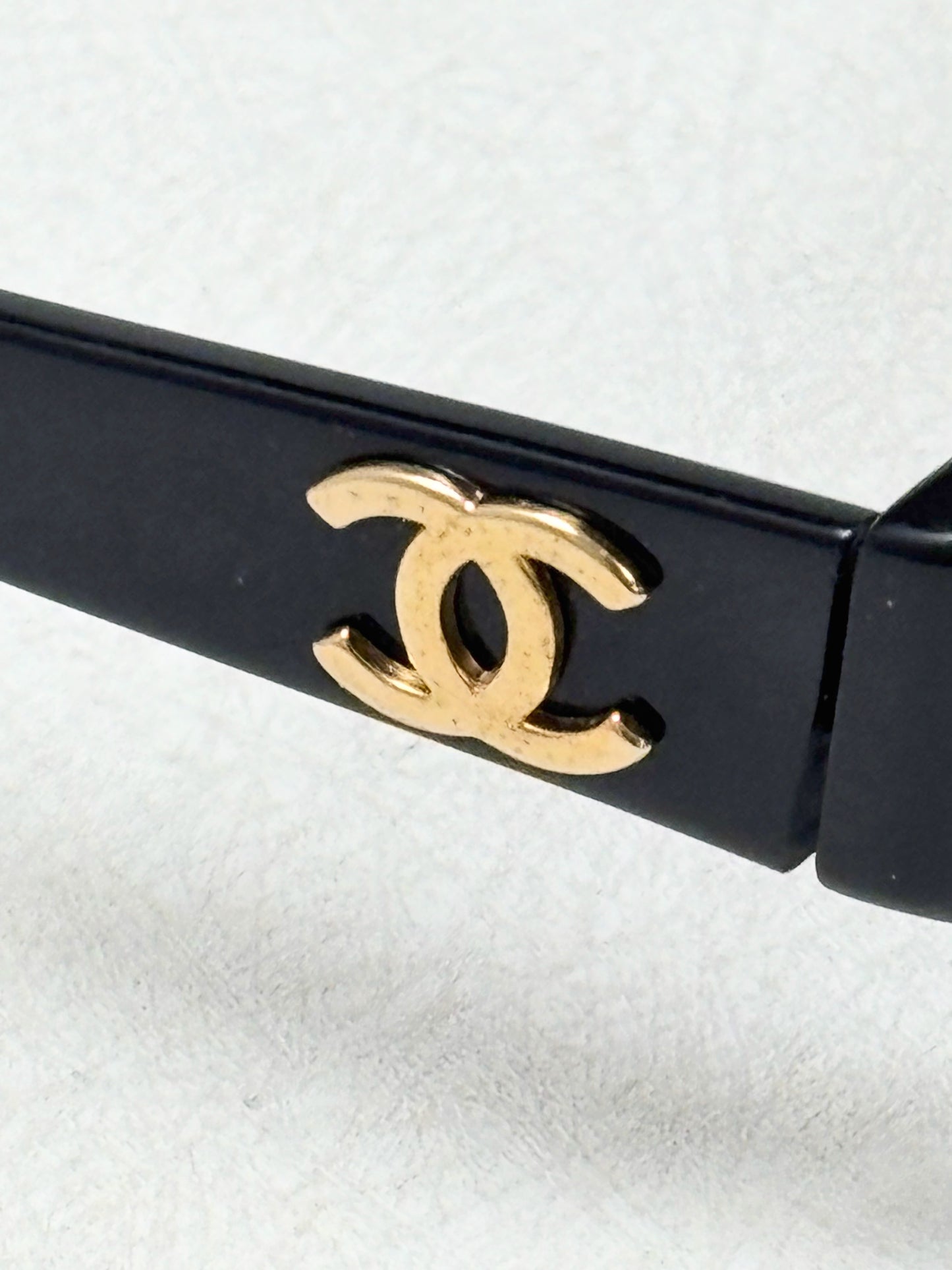 CHANEL Lunettes de soleil