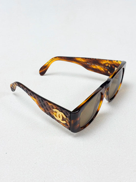CHANEL Lunettes de soleil