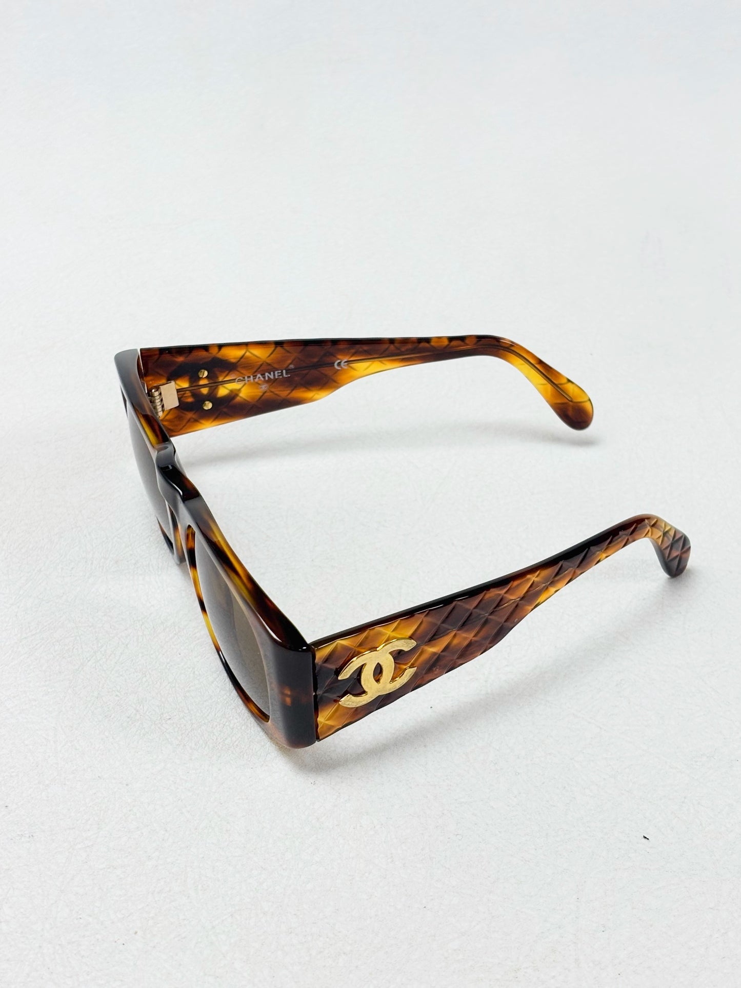 CHANEL Lunettes de soleil