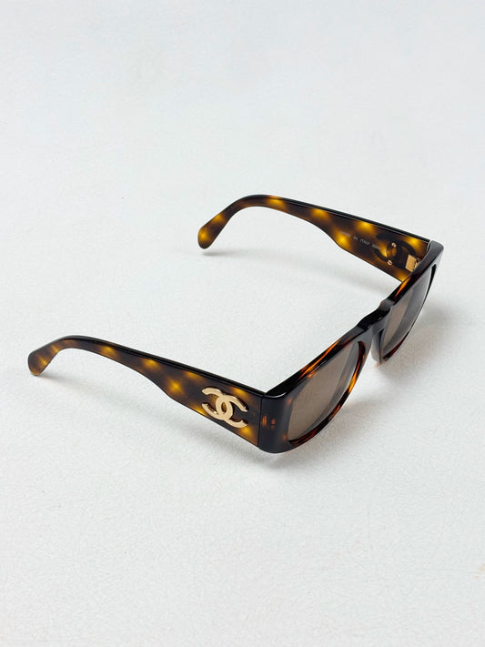 CHANEL Lunettes de soleil