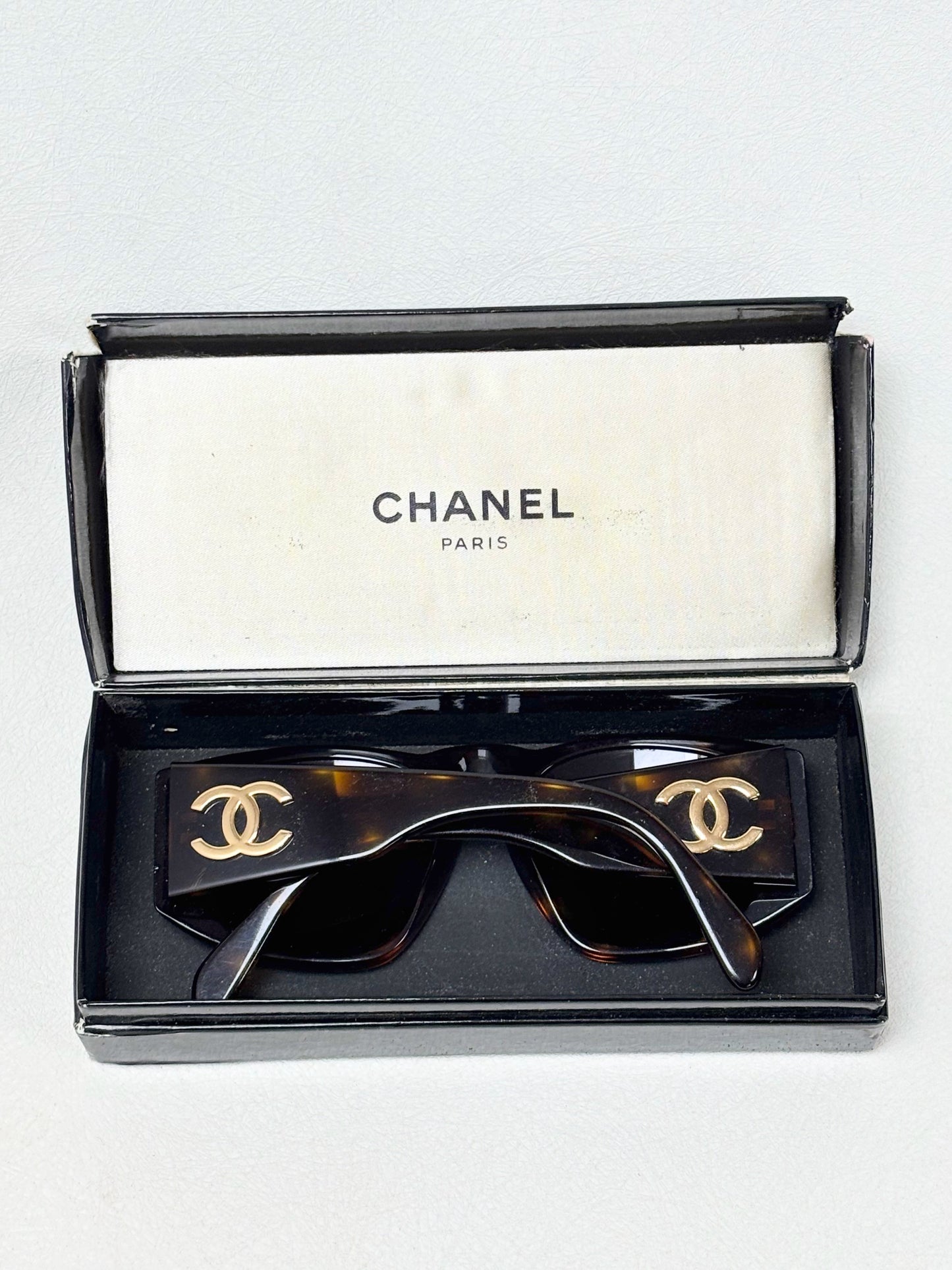 CHANEL Lunettes de soleil