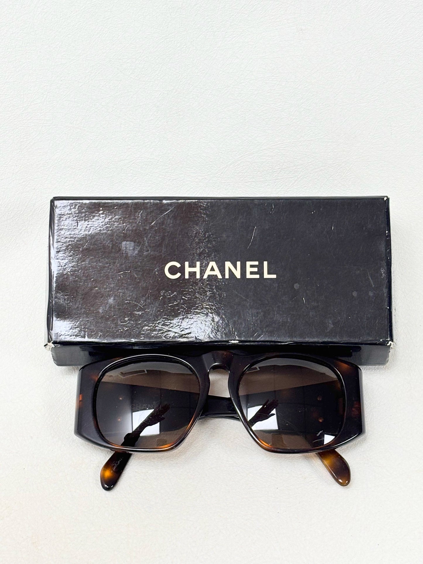 CHANEL Lunettes de soleil