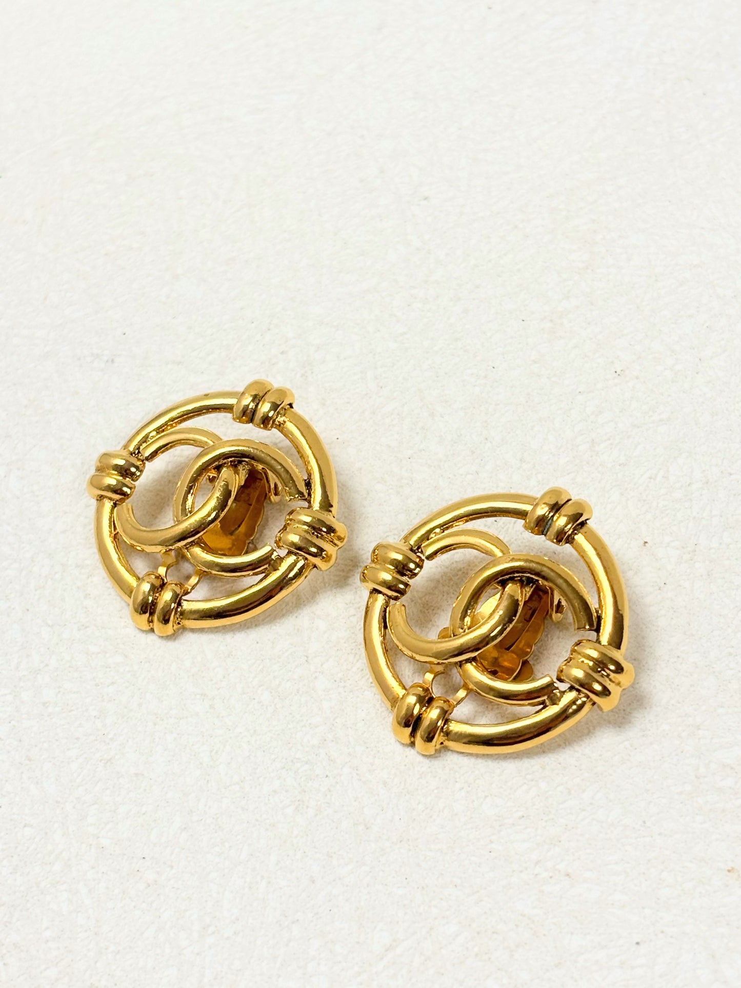 CHANEL Boucles d'oreilles 1994