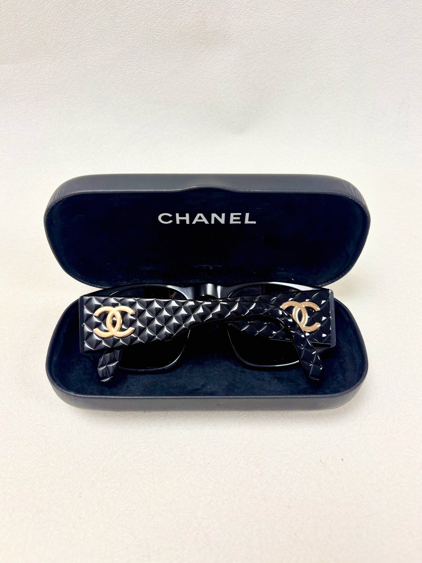 CHANEL Lunettes de soleil