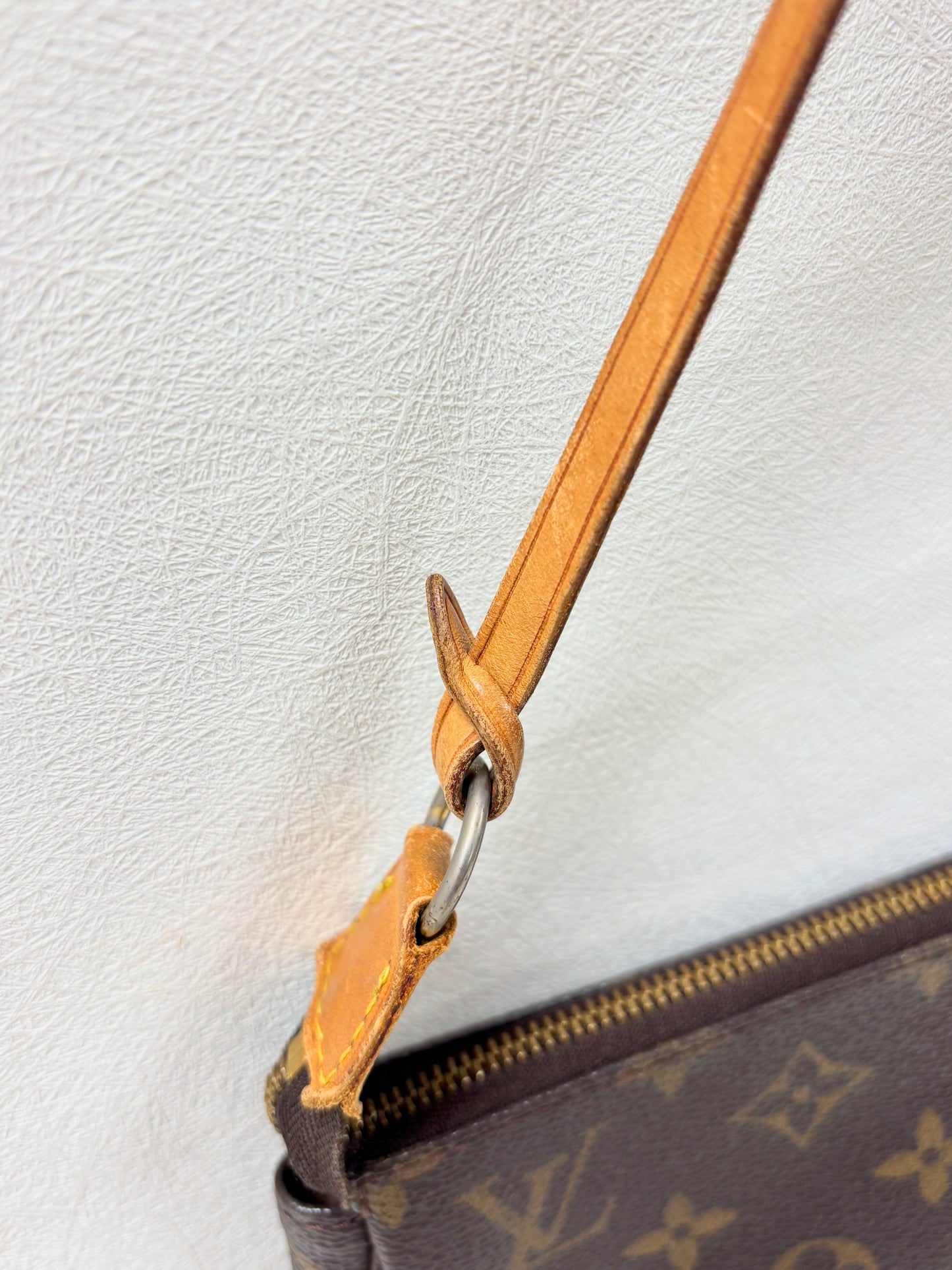 LOUIS VUITTON Sac Pochette Accessoire