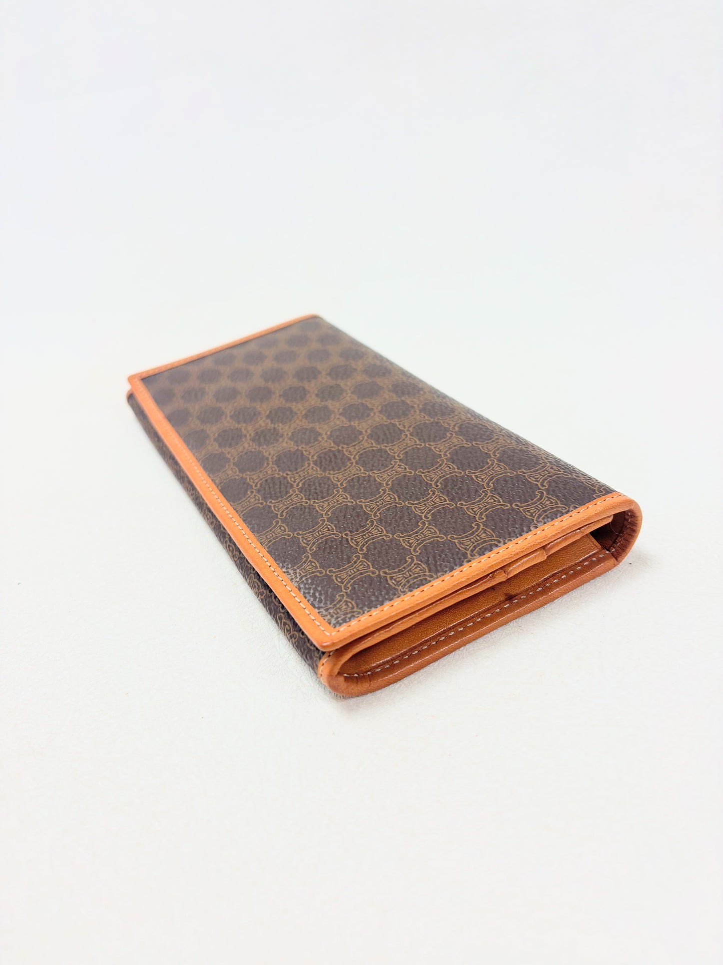 CÉLINE Triumph Wallet