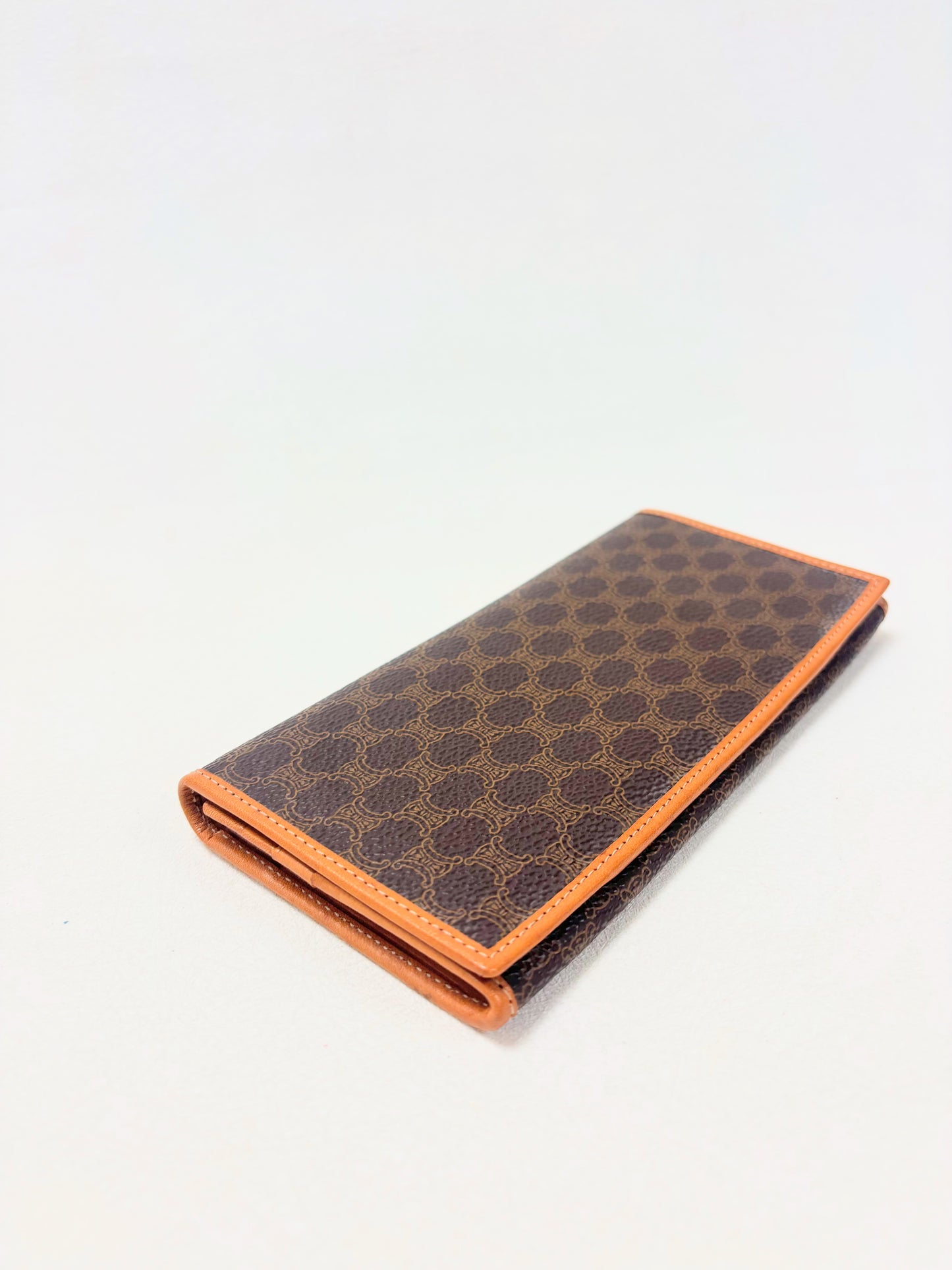 CÉLINE Triumph Wallet