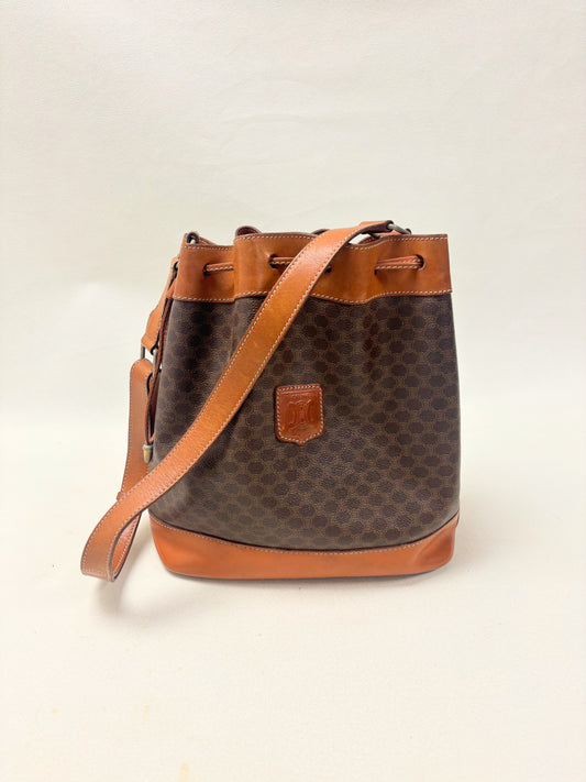 Borsa a secchiello Triumph di CÉLINE