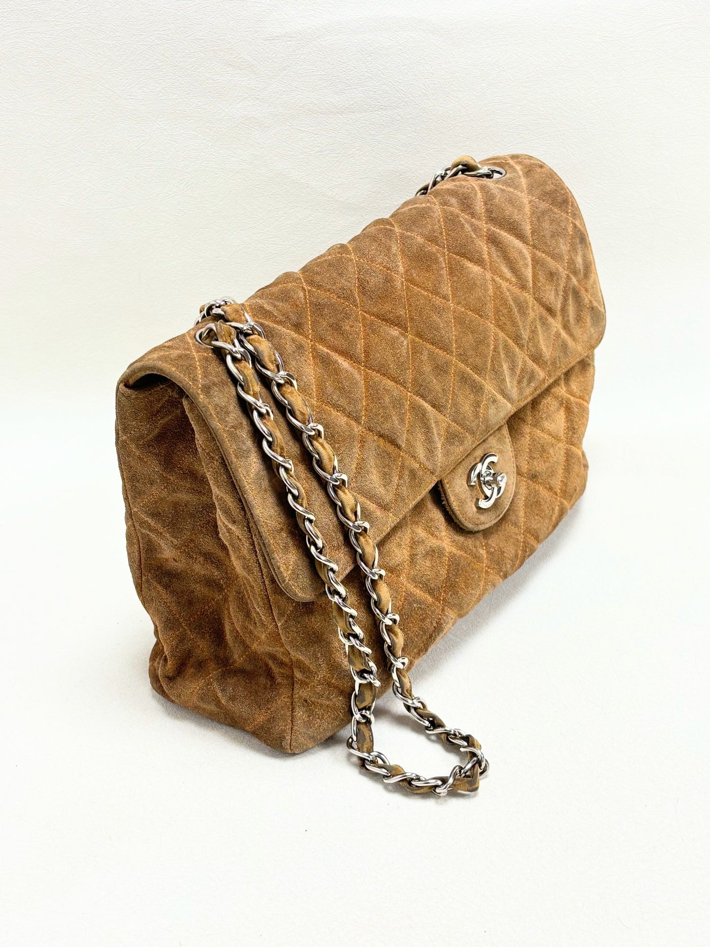 CHANEL Jumbo Single Flap Bag